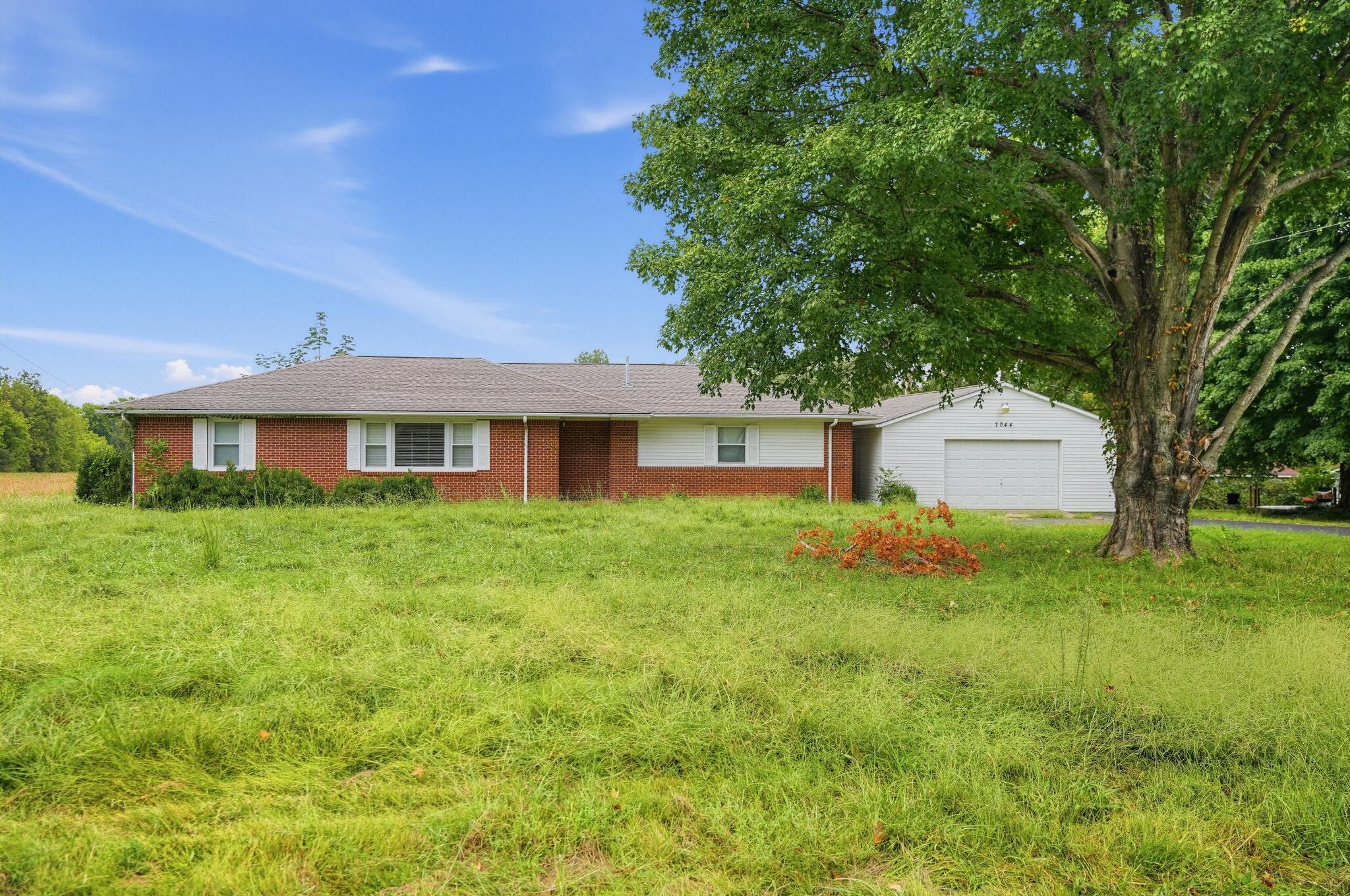 7044 S Us-51 Highway Property Photo 1