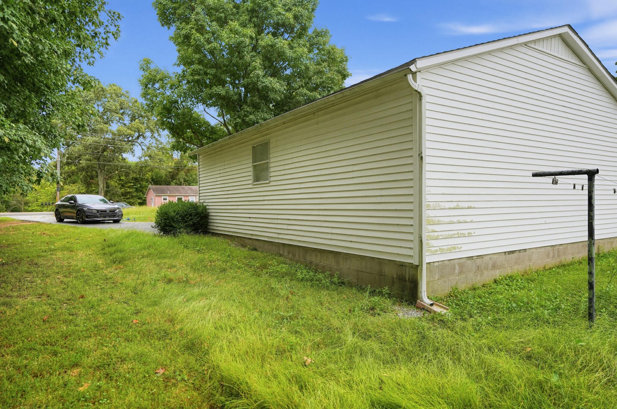 7044 S Us-51 Highway Property Photo 5
