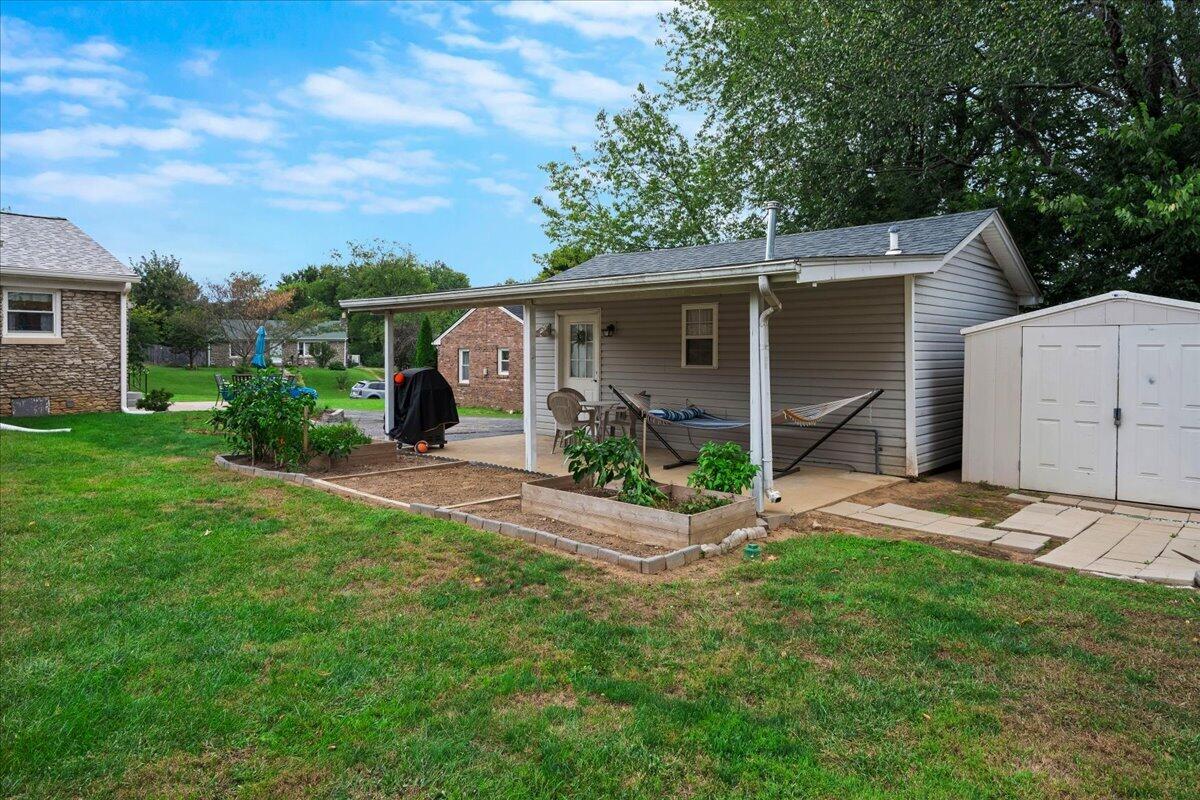 2206 Circle Drive Property Photo 24