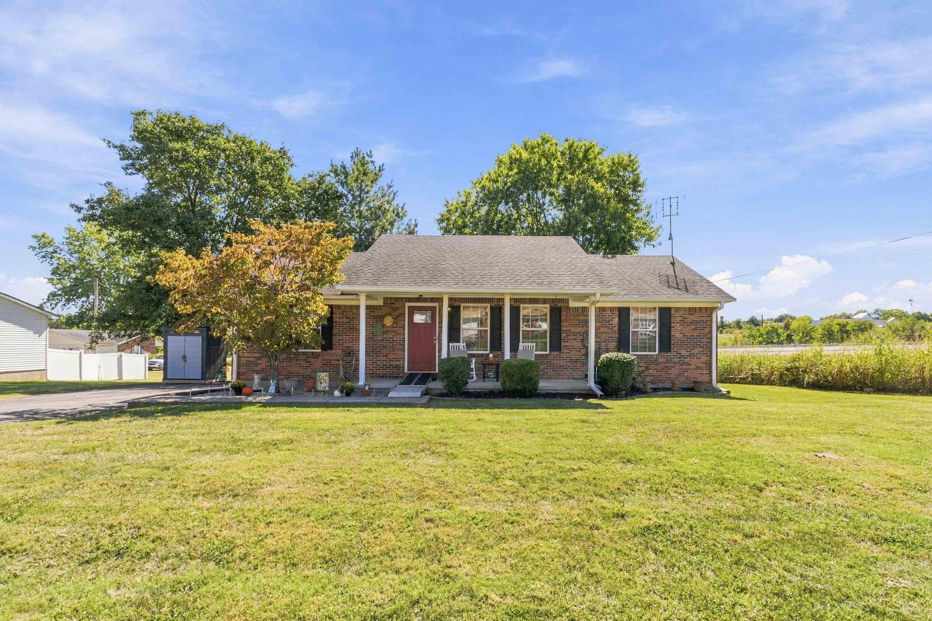 311 Chickasaw Trail Property Photo 1