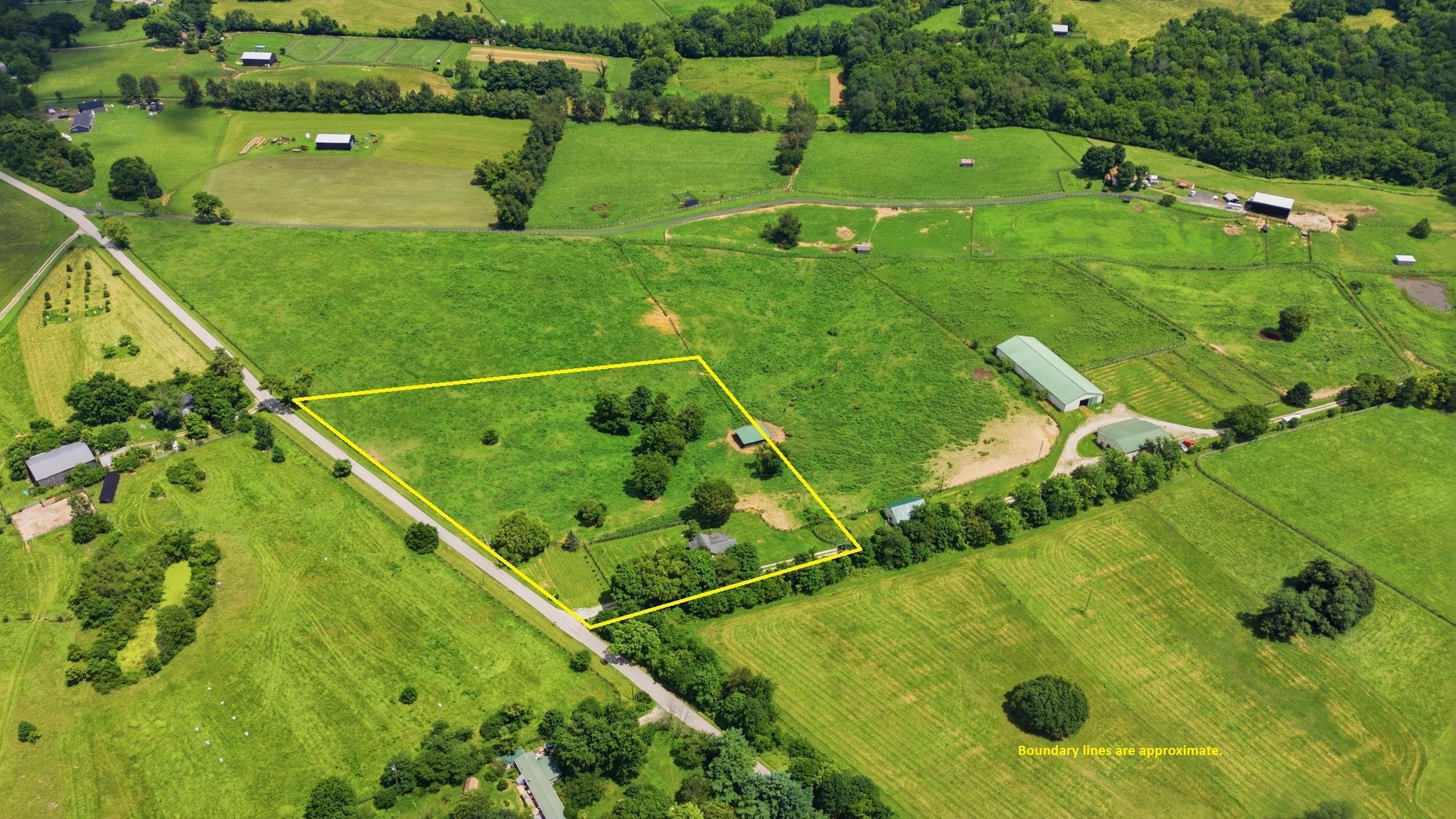 2305 Oregon Road Property Photo 3