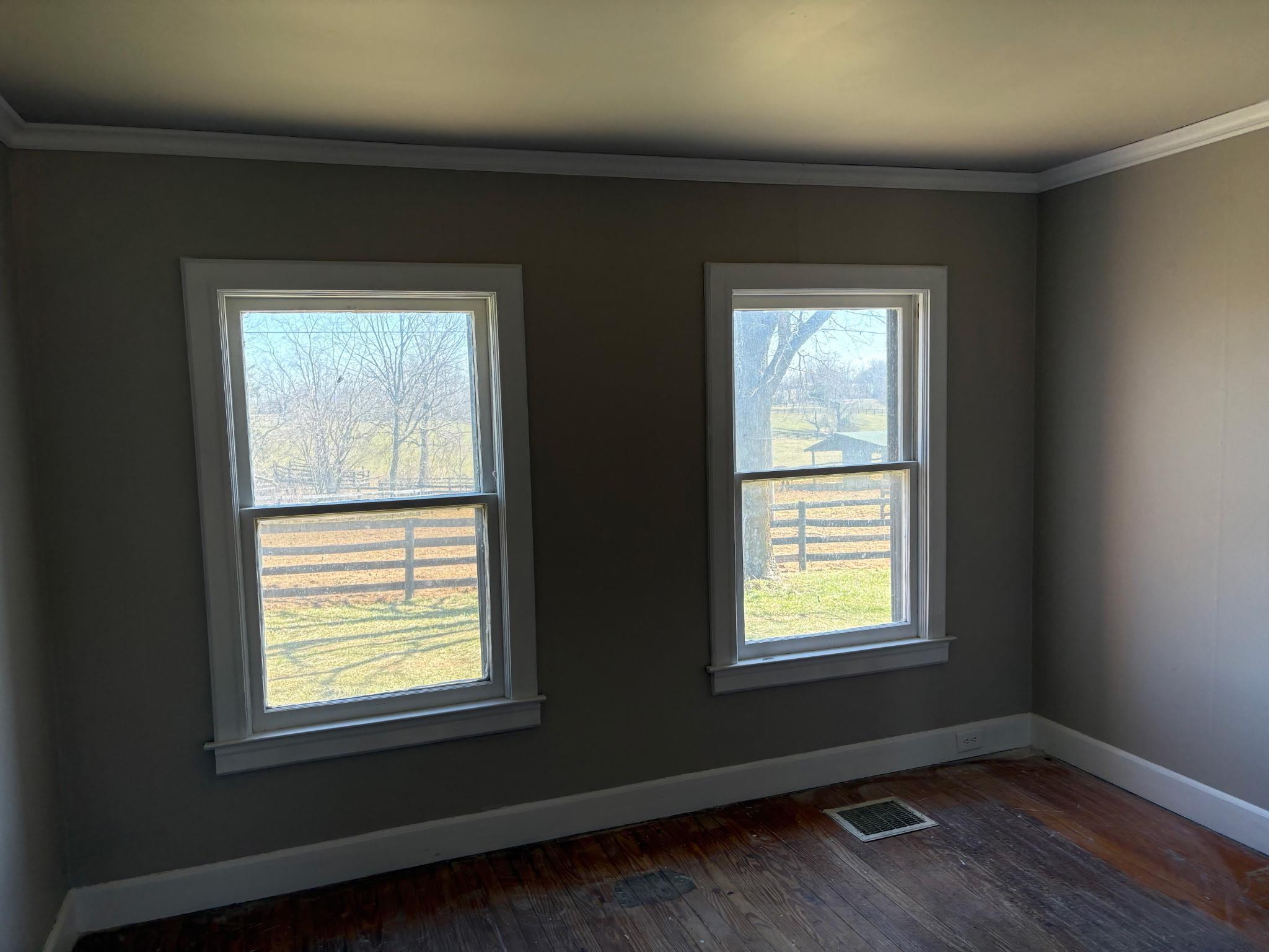 2305 Oregon Road Property Photo 9