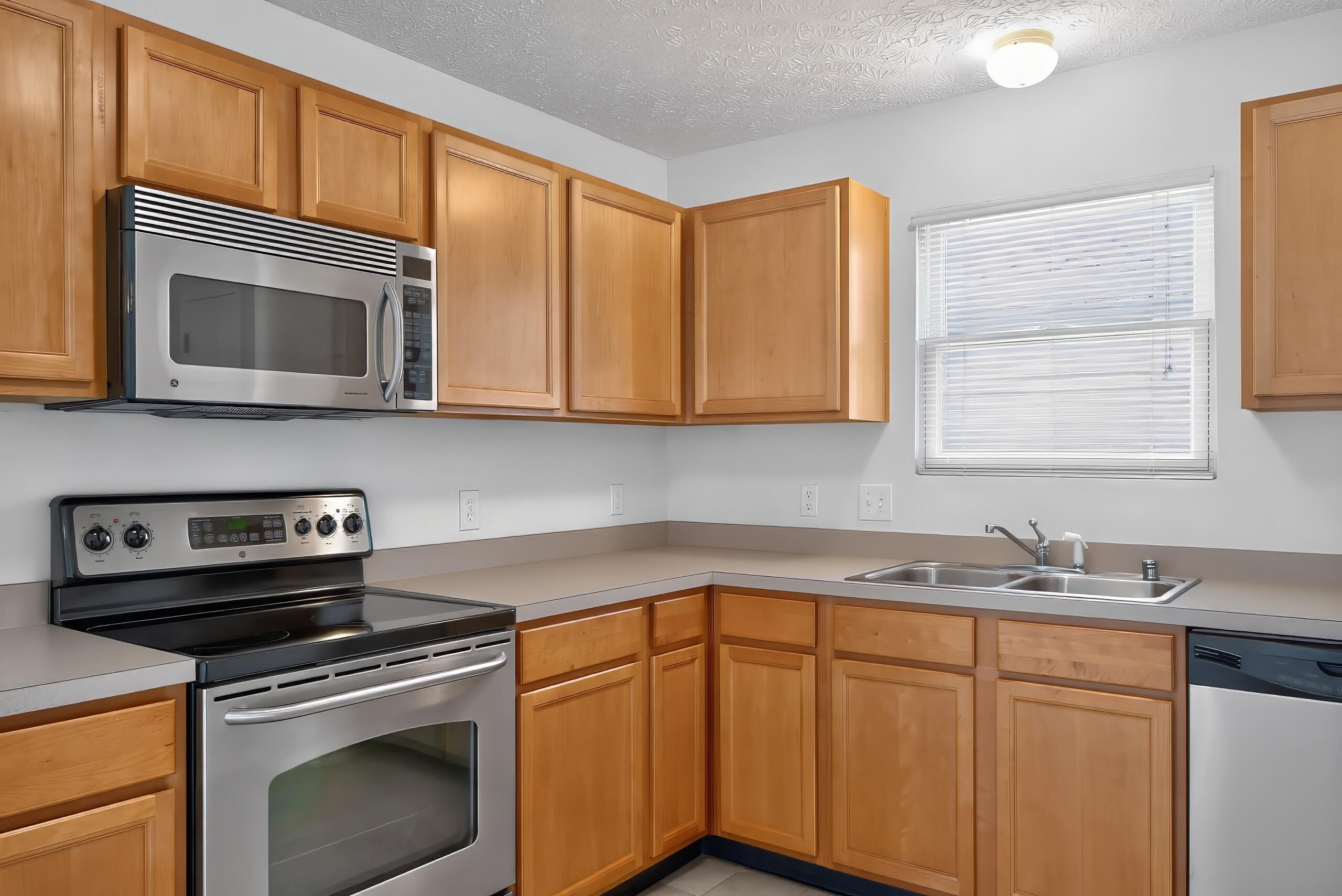 1033 Lemon Rue Way Property Photo 11