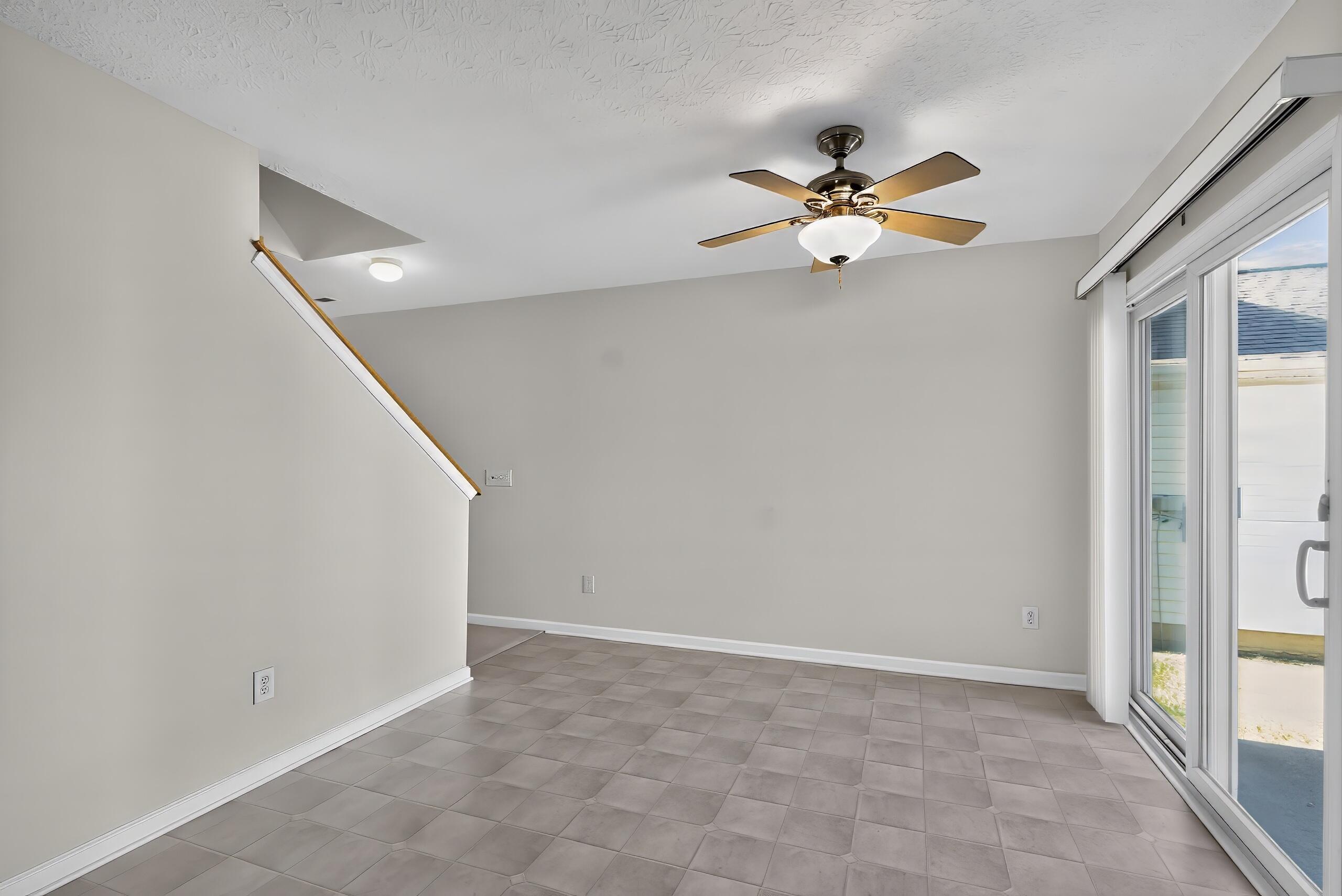 1033 Lemon Rue Way Property Photo 13