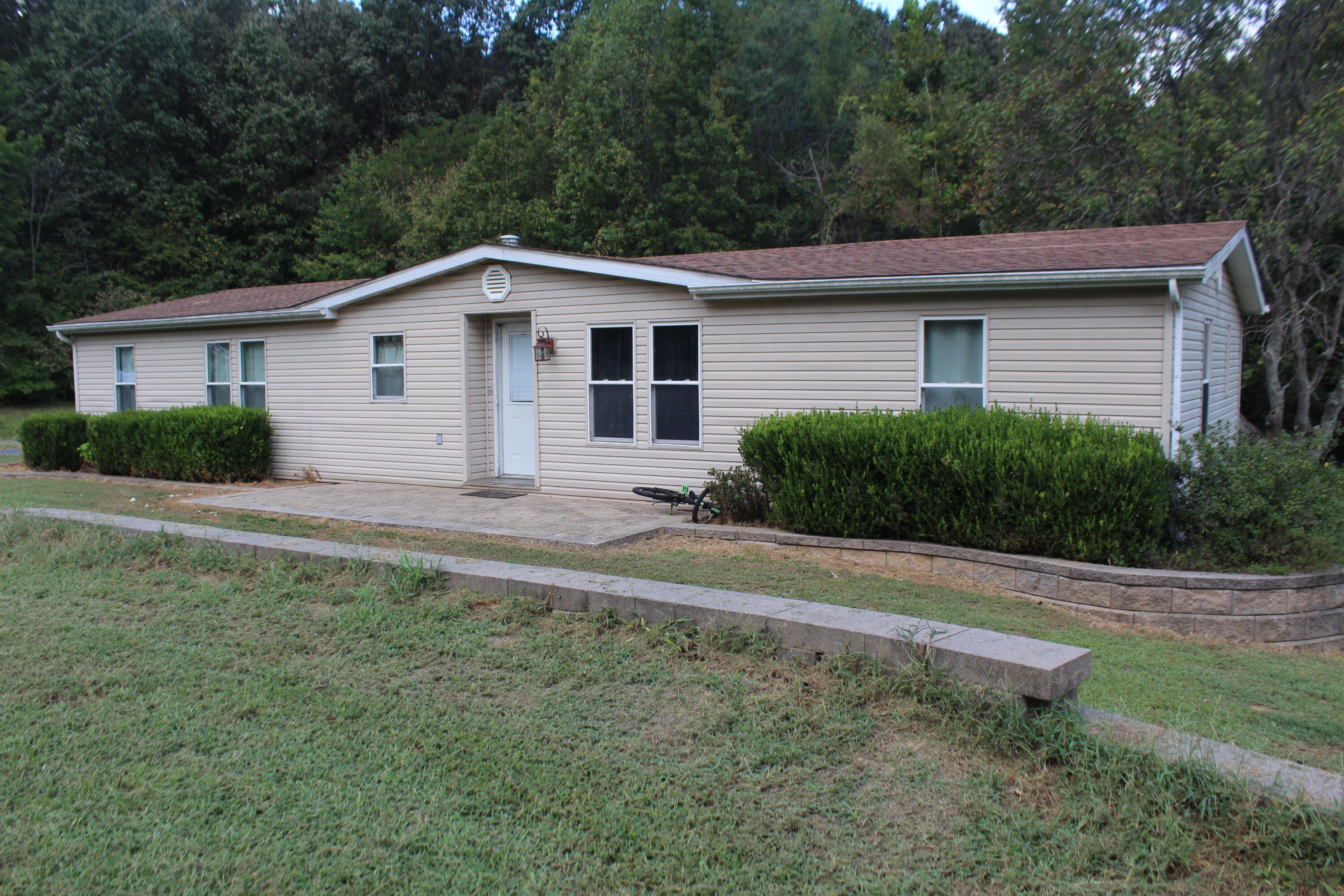 1280 State Highway 1271 Property Photo 3