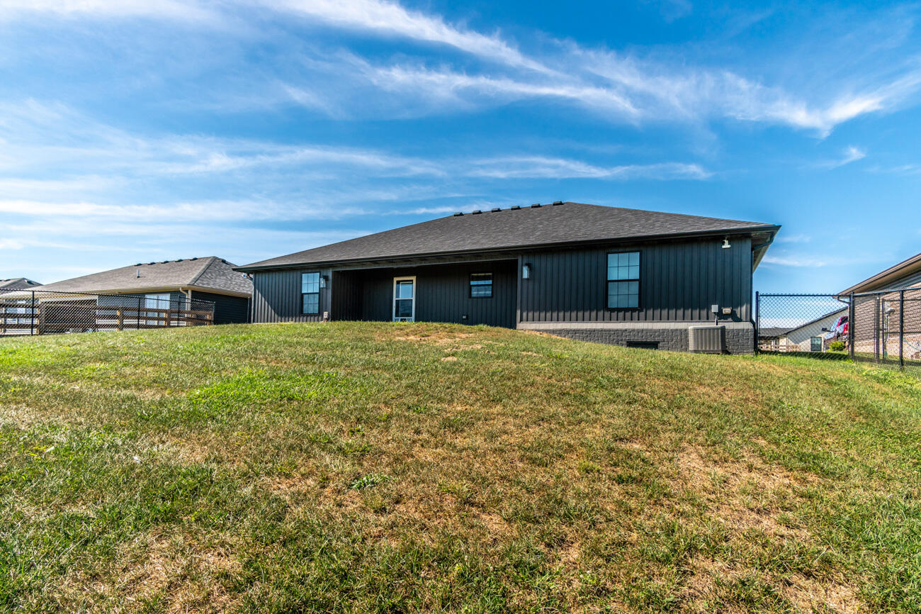 454 Wyldwood Way Property Photo 12