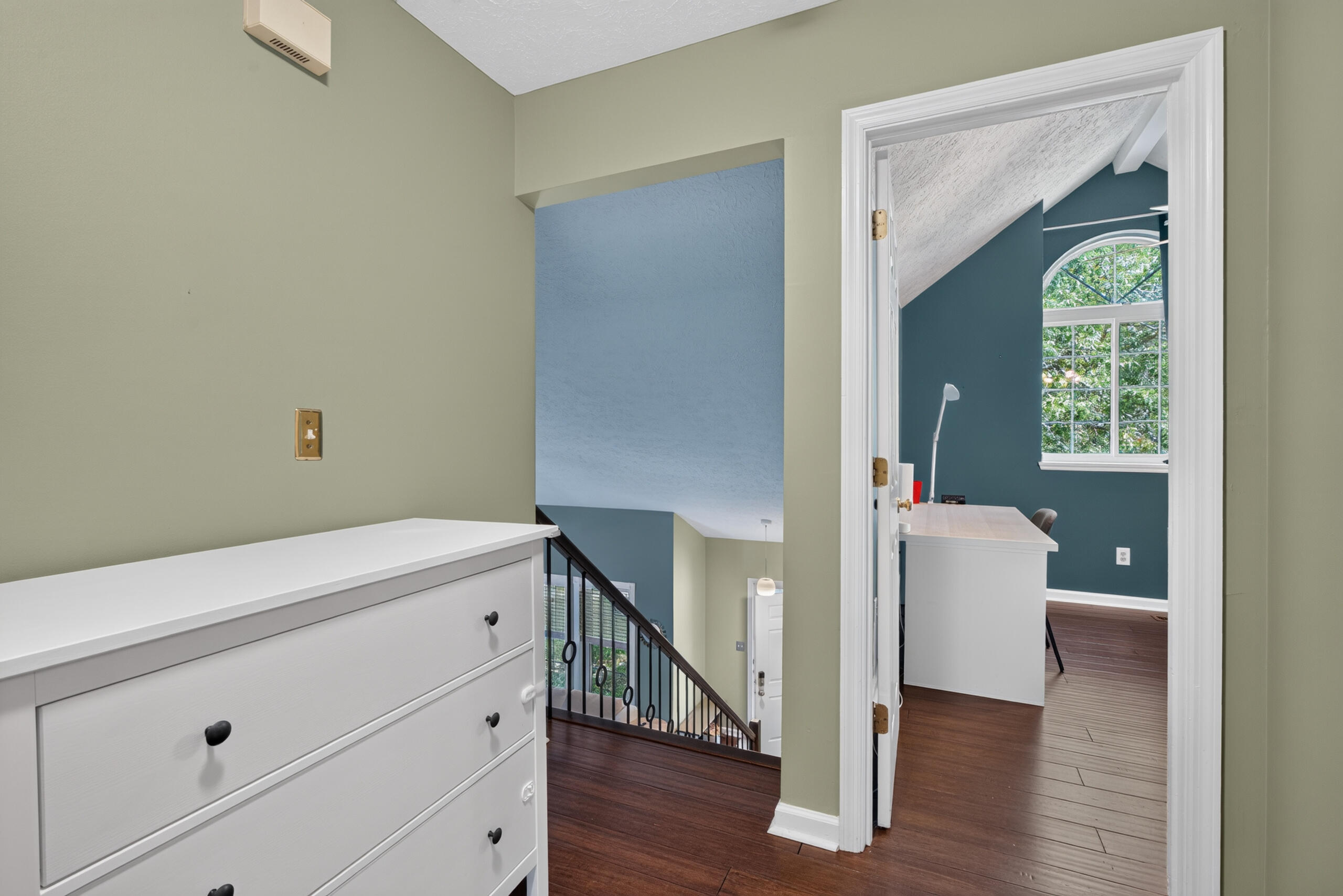 3925 Hillside Drive Property Photo 17