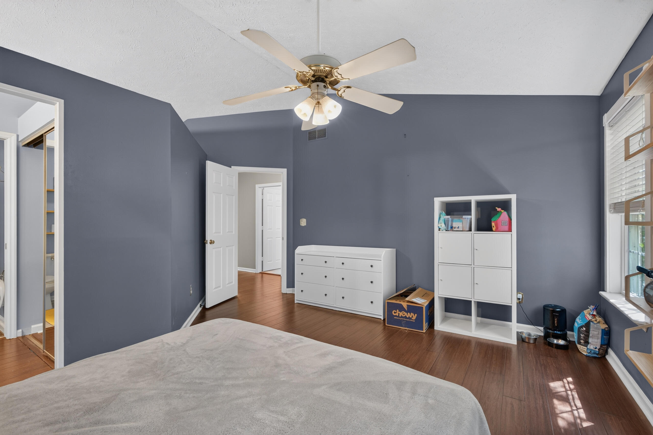 3925 Hillside Drive Property Photo 20