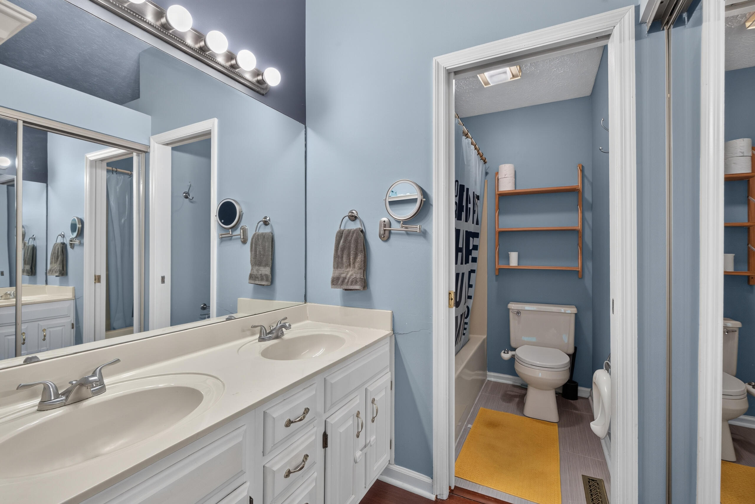 3925 Hillside Drive Property Photo 21