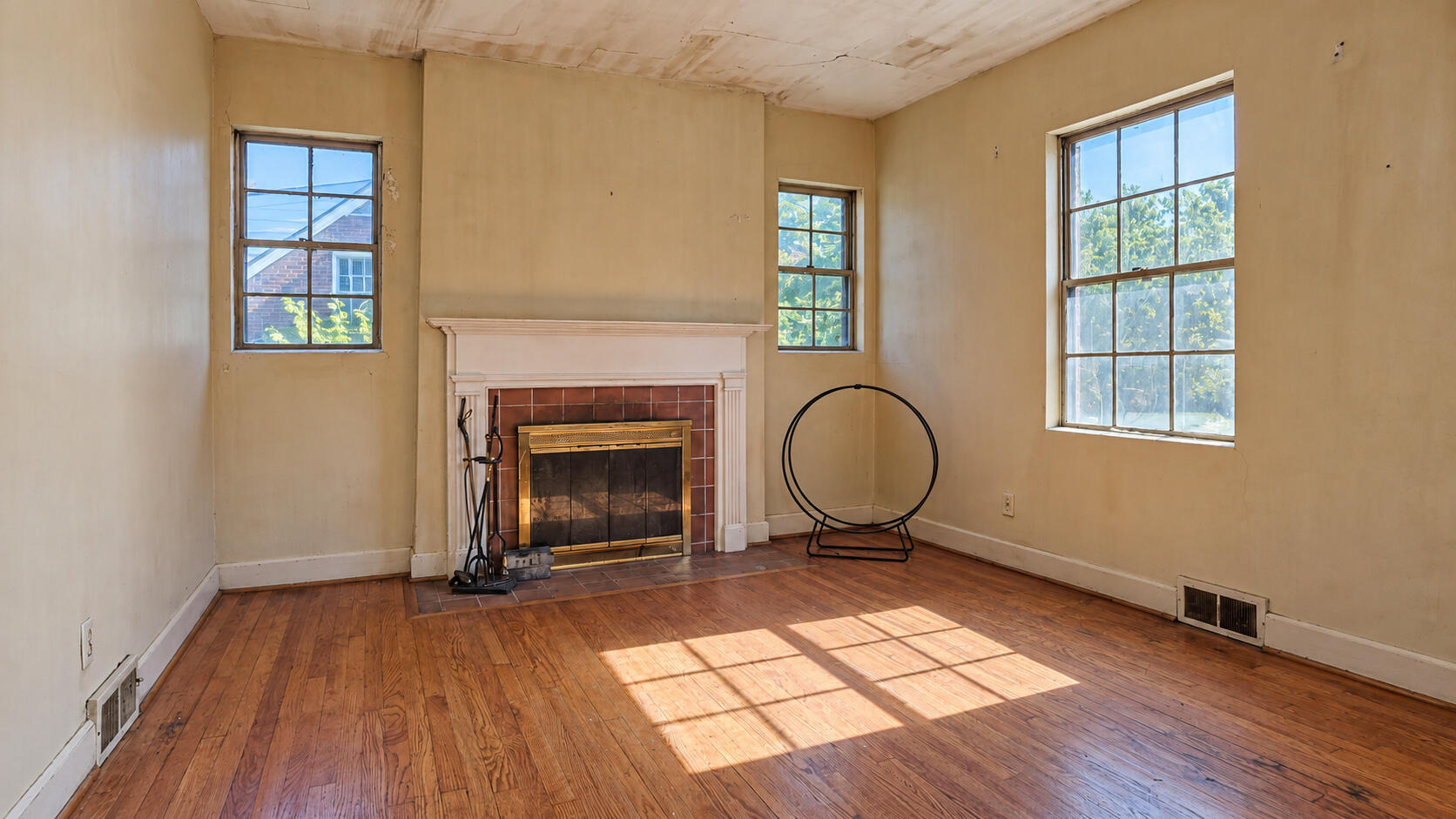 209 Tahoma Road Property Photo 6