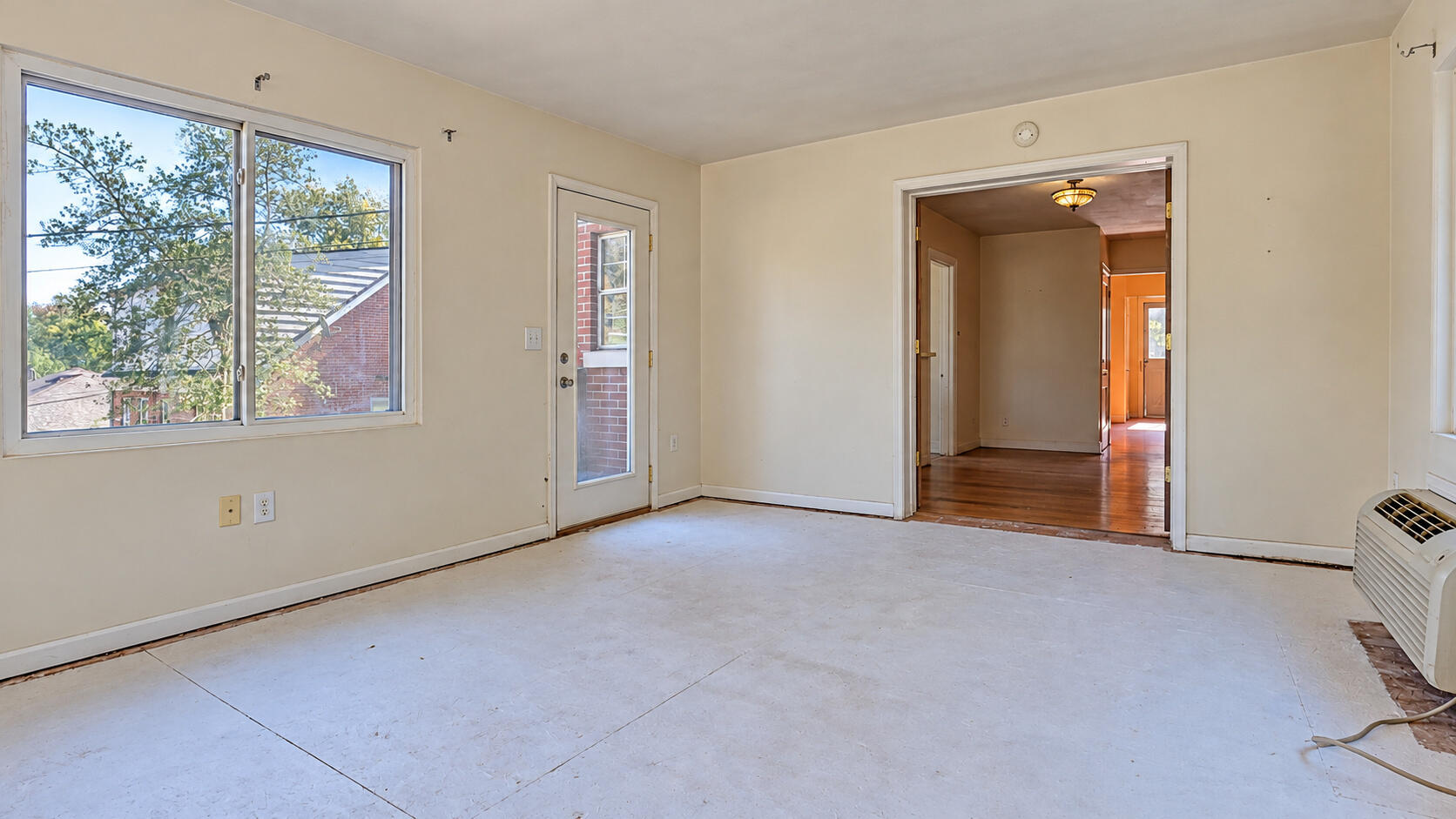 209 Tahoma Road Property Photo 17