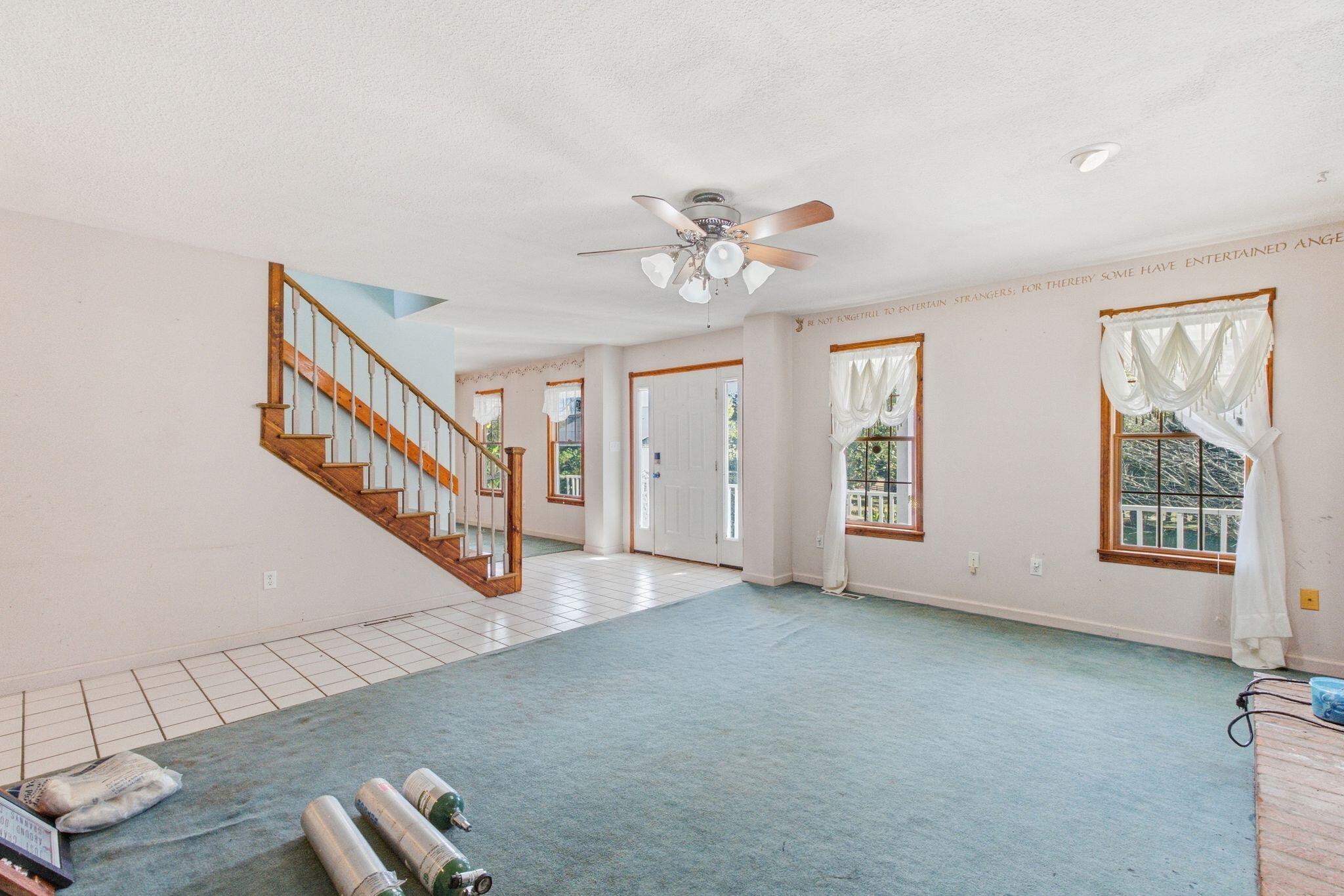 2206 Brown Road Property Photo 6