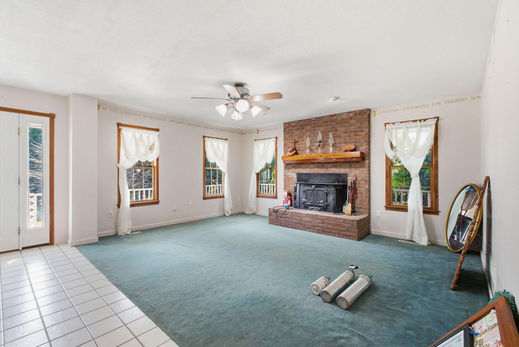 2206 Brown Road Property Photo 7