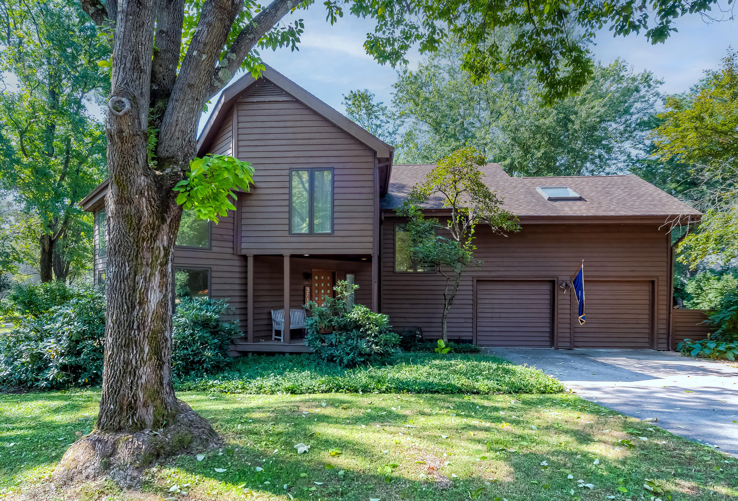 3717 Higbee Woods Court Property Photo 2