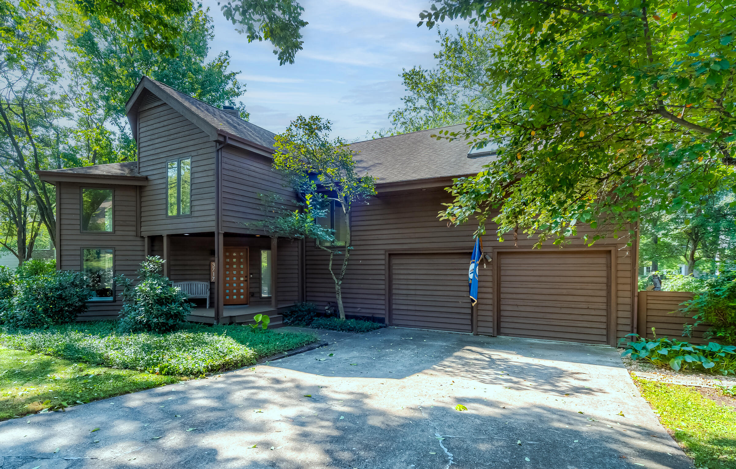 3717 Higbee Woods Court Property Photo 3