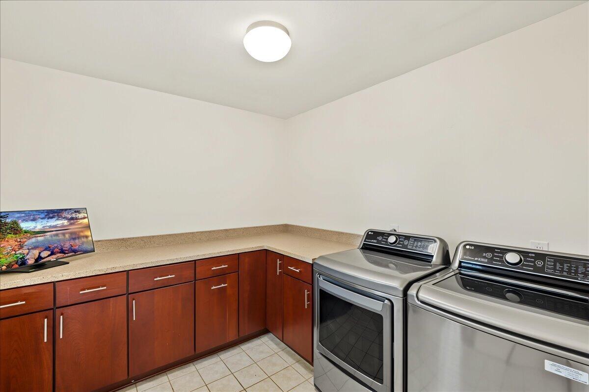 3717 Higbee Woods Court Property Photo 28