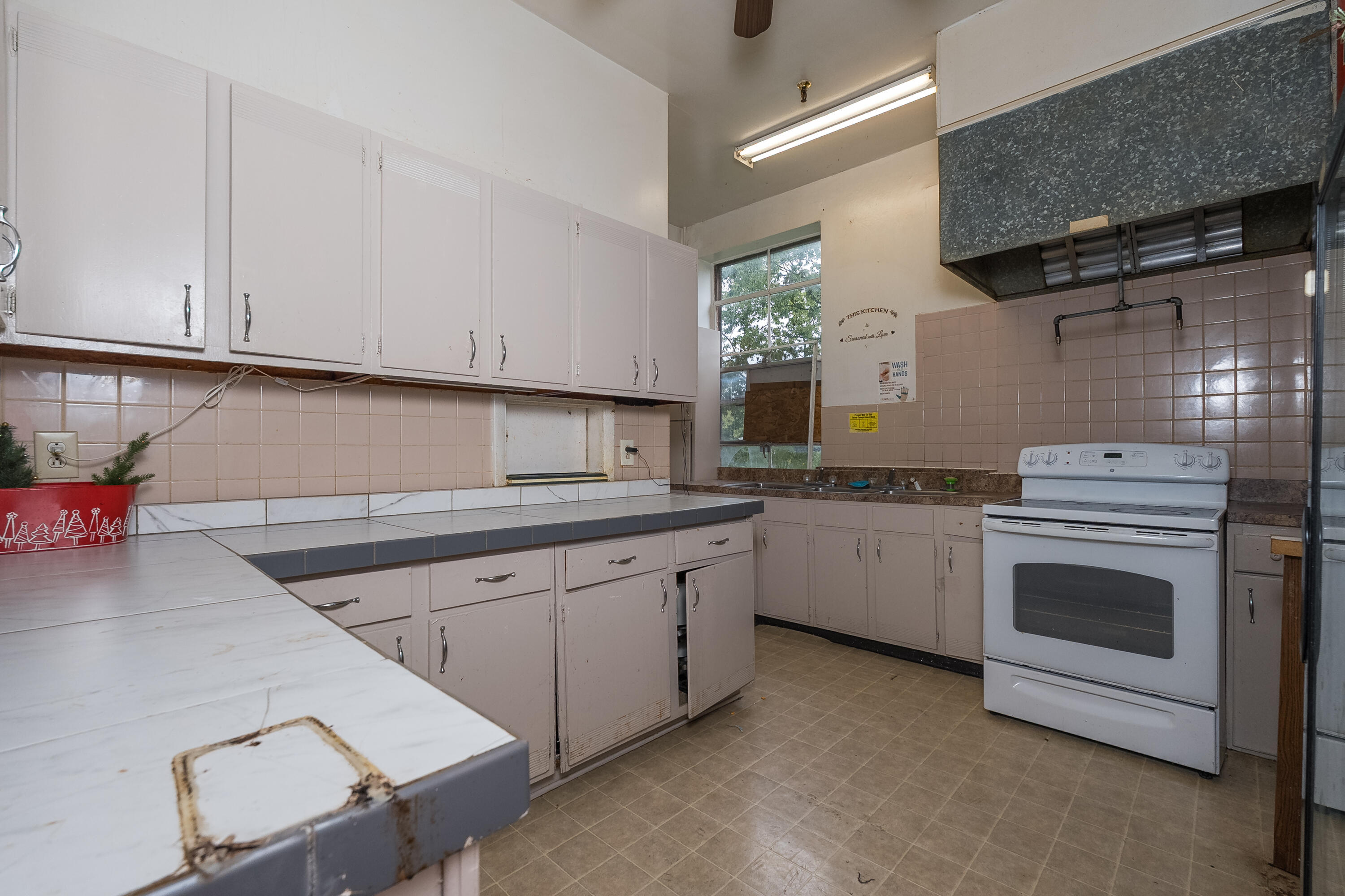 230 School Road Property Photo 29
