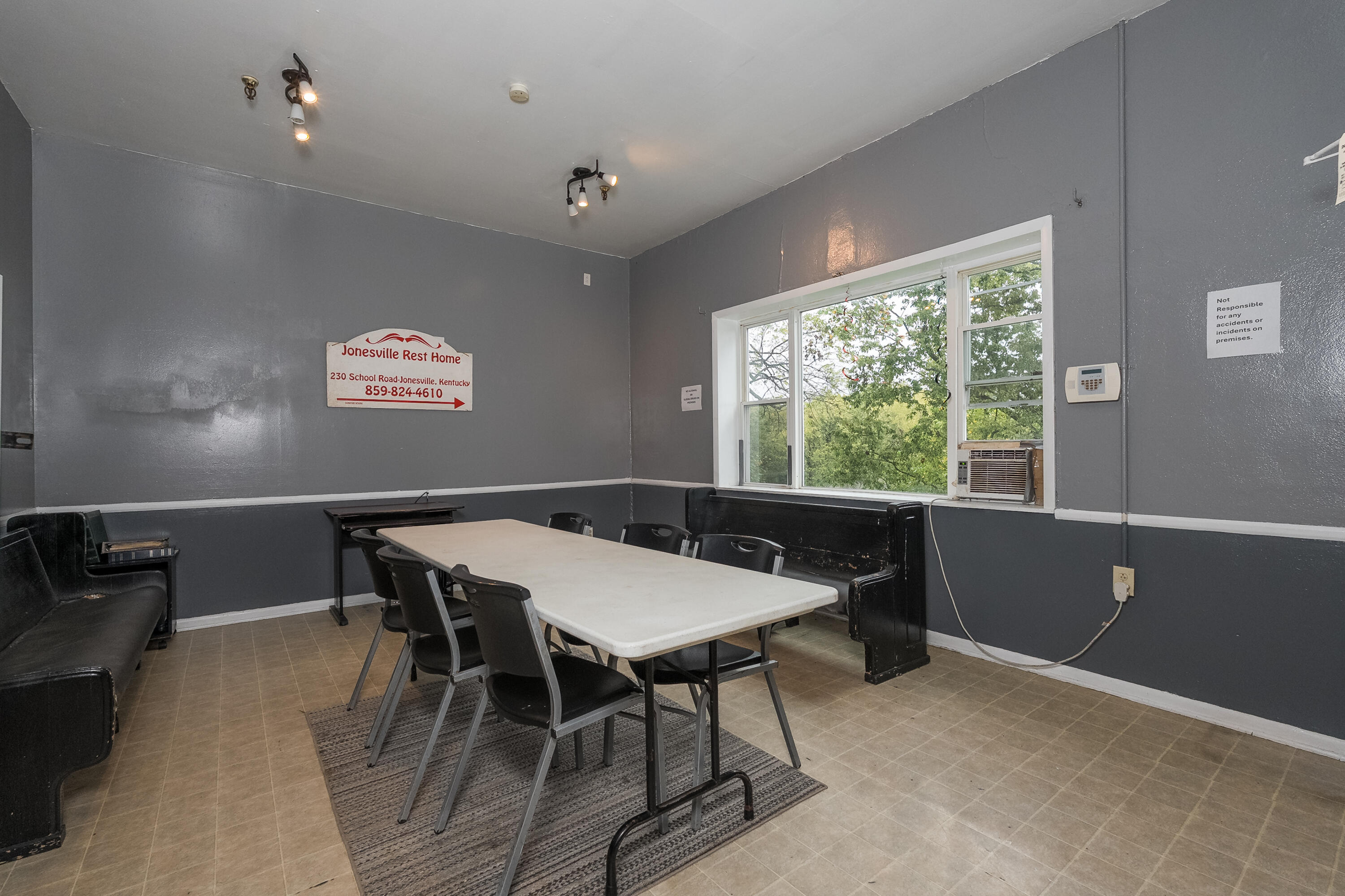 230 School Road Property Photo 31