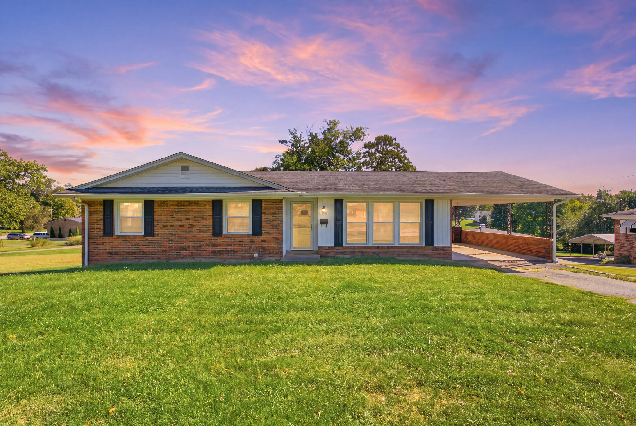 405 Crab Orchard Street Property Photo 1