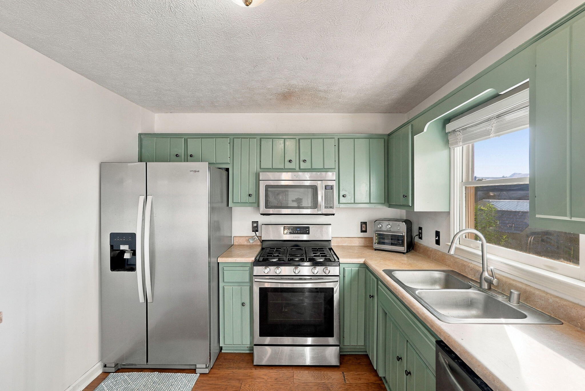 231 Finish Line Way Property Photo 8