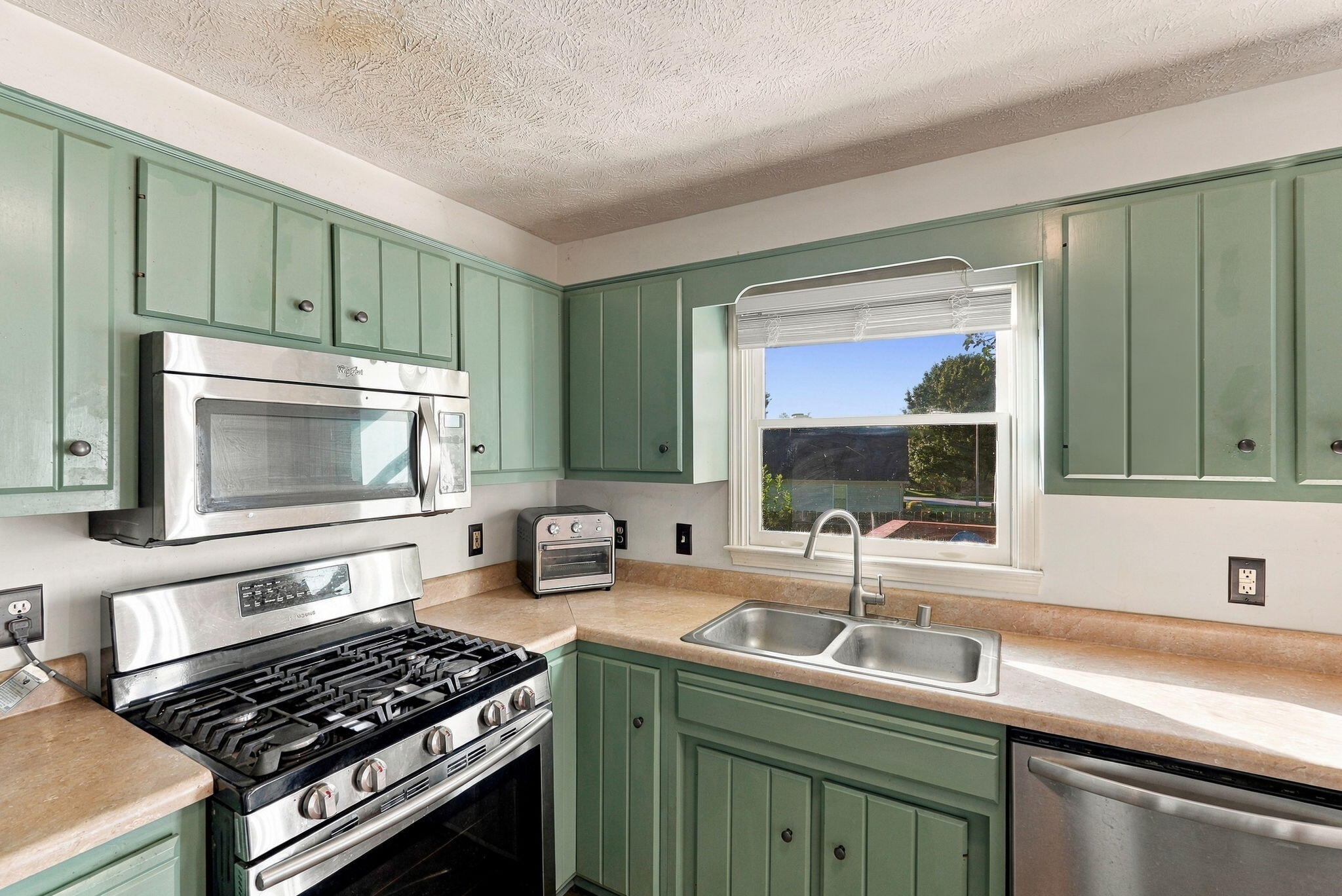 231 Finish Line Way Property Photo 9