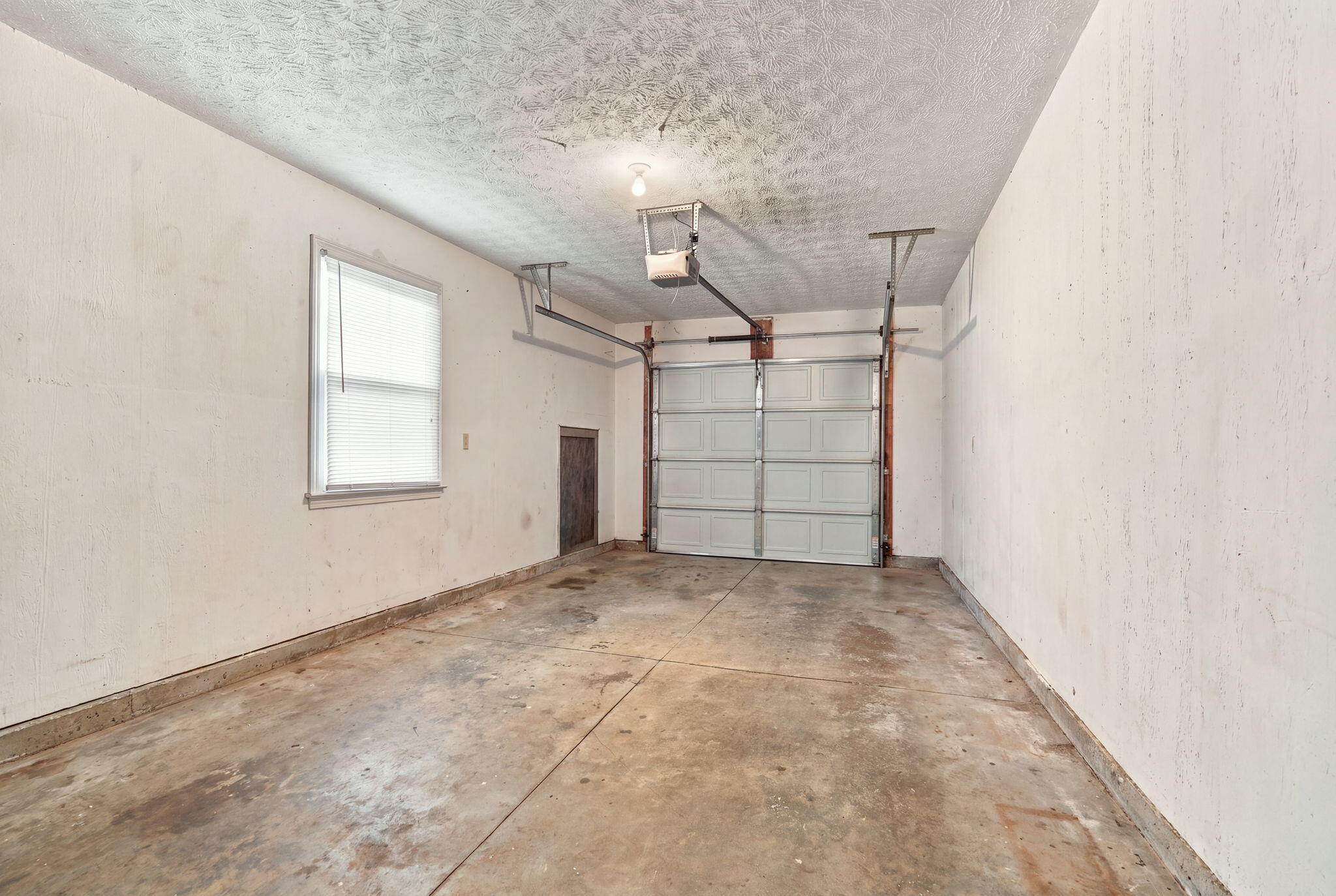 231 Finish Line Way Property Photo 40