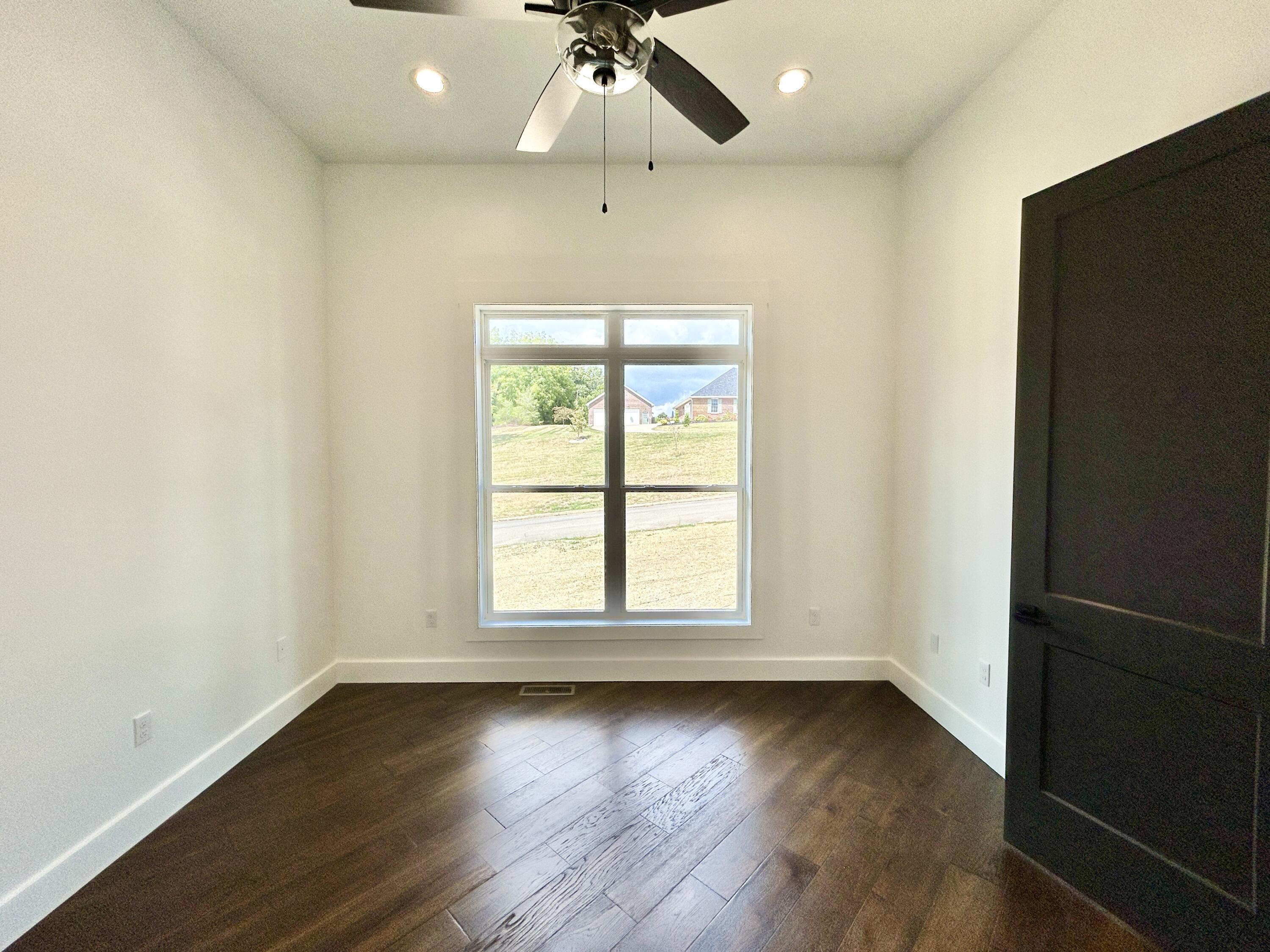 442 Woods Edge Drive Property Photo 17
