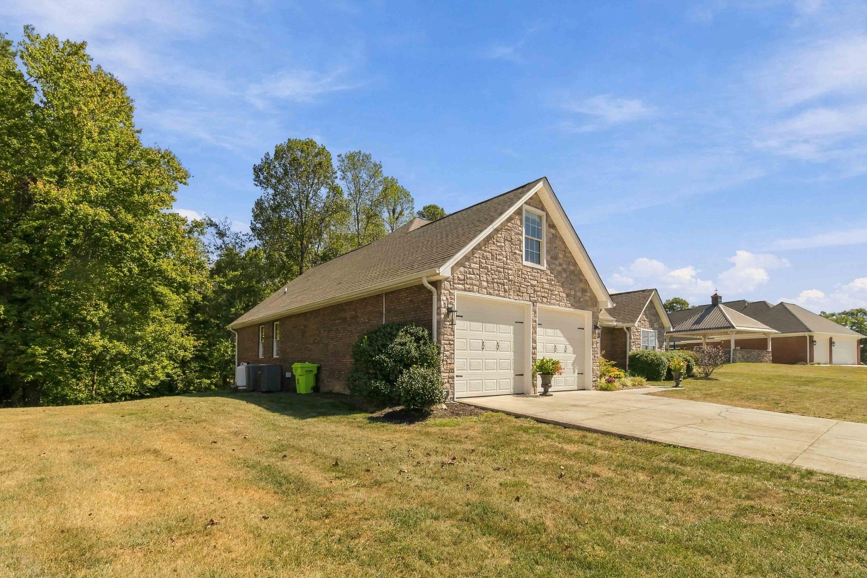 42 Deerfoot Drive Property Photo 39