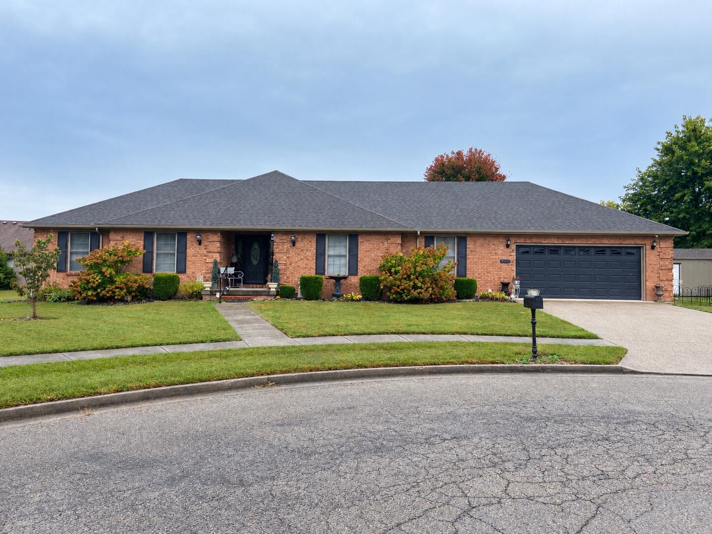 702 Boxwood Drive Property Photo 1