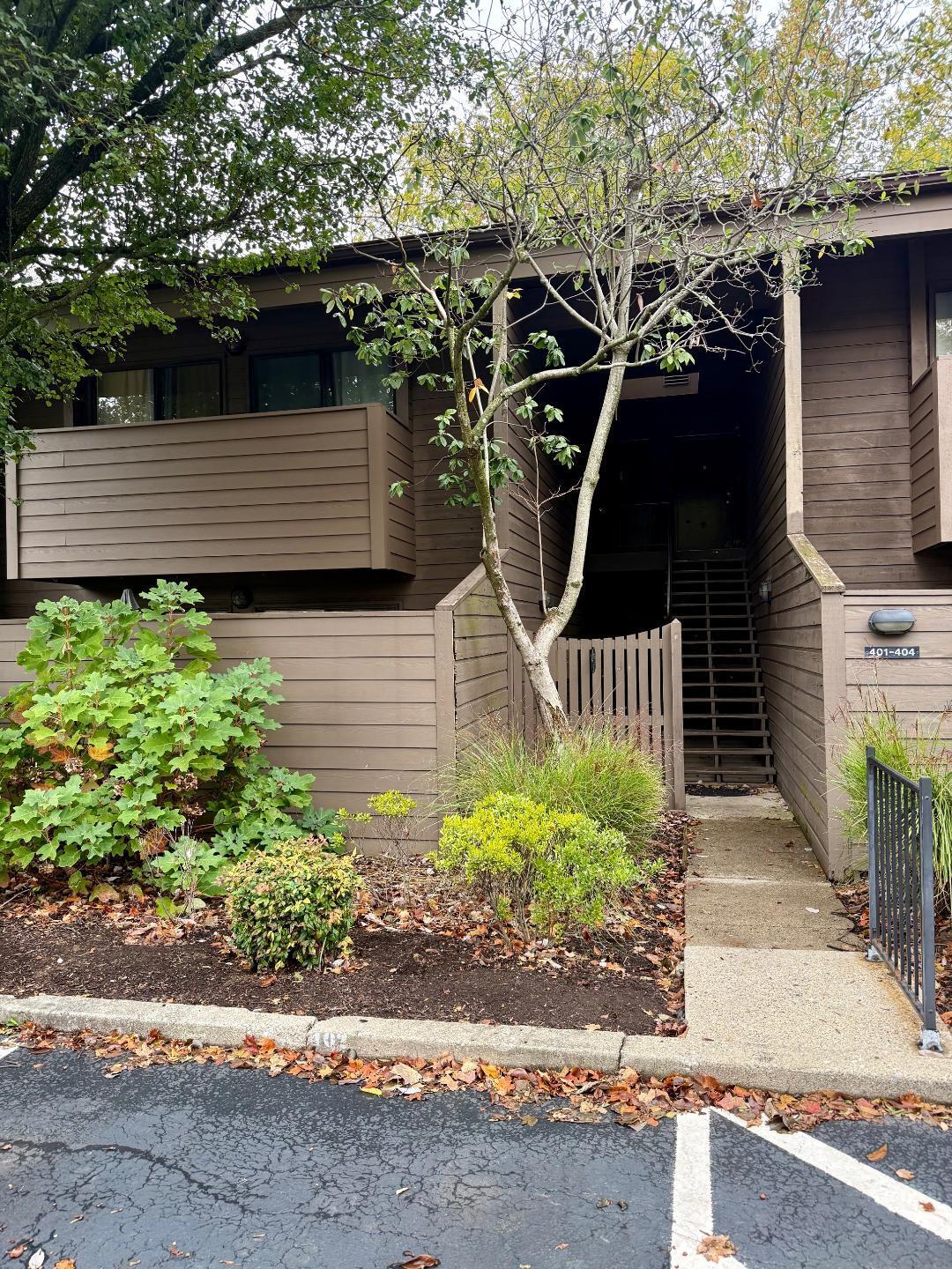 750 Shaker Drive 401 Property Photo 1