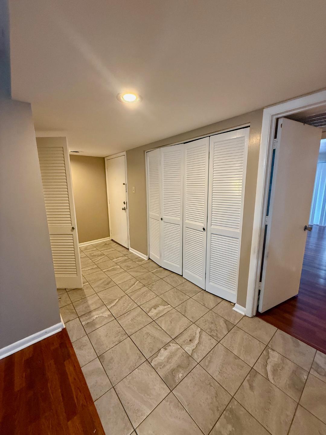 750 Shaker Drive 401 Property Photo 2