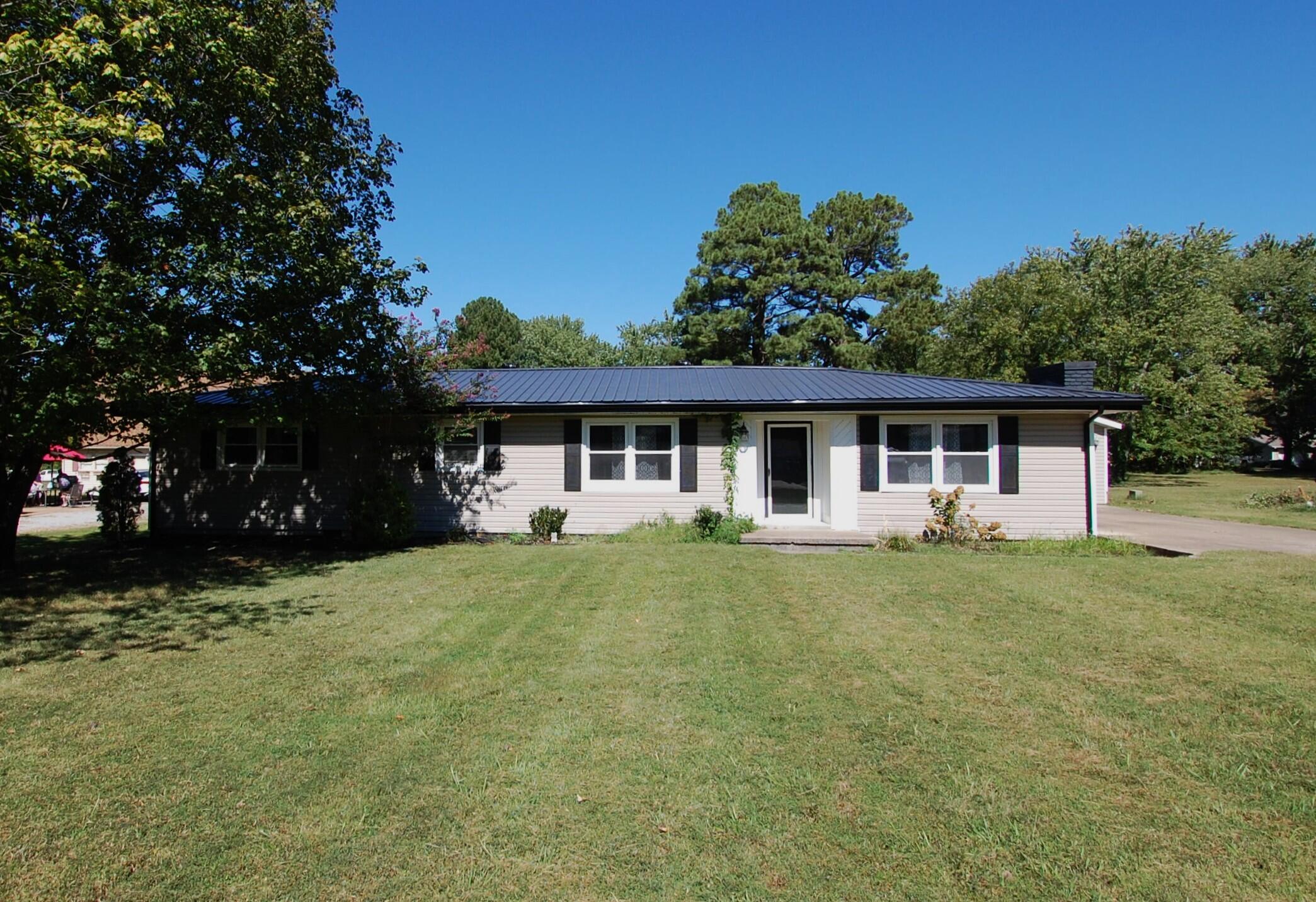 5313 Eva Drive Property Photo 1