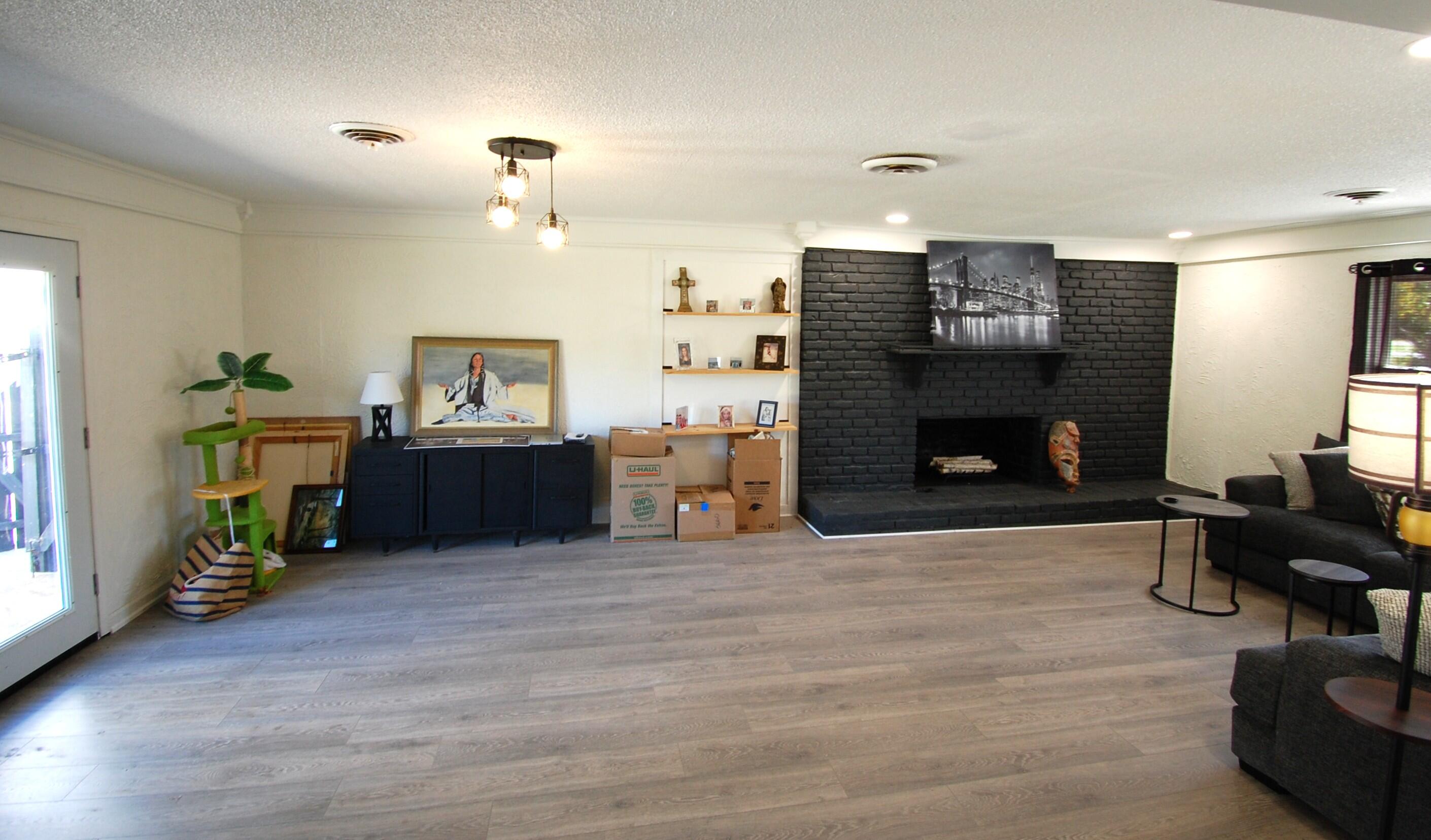 5313 Eva Drive Property Photo 3
