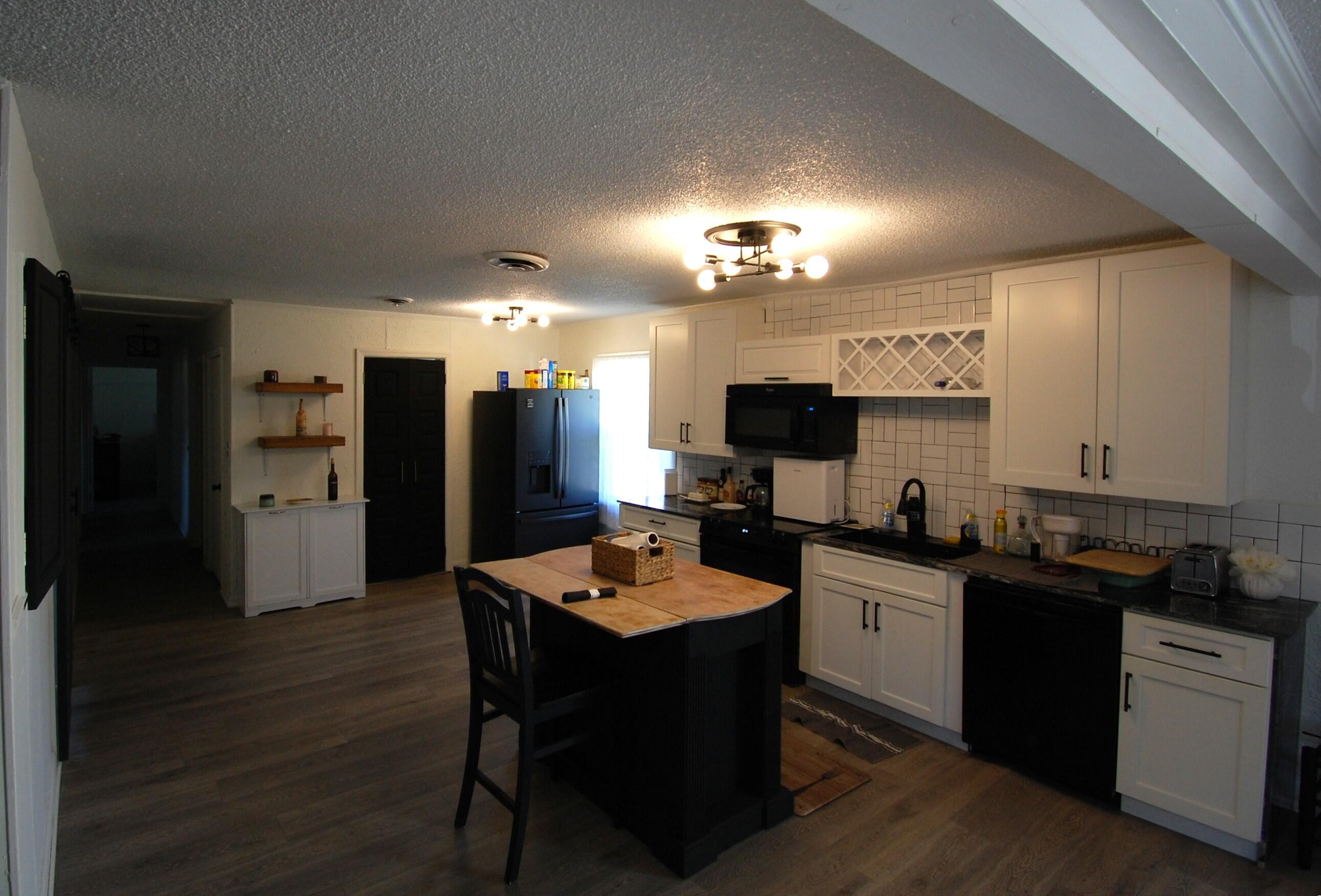 5313 Eva Drive Property Photo 4