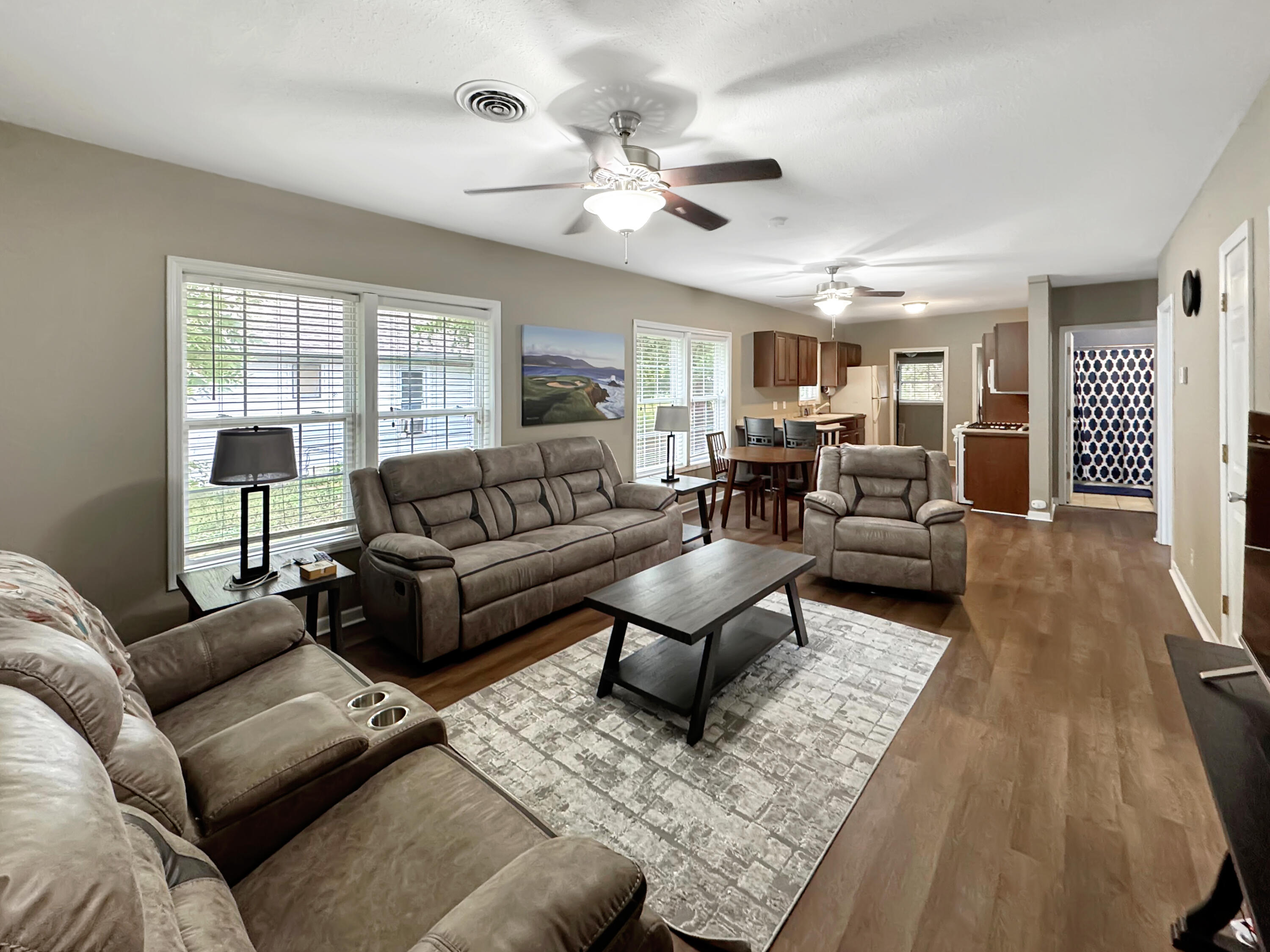 1639 Farmer Avenue Property Photo 3