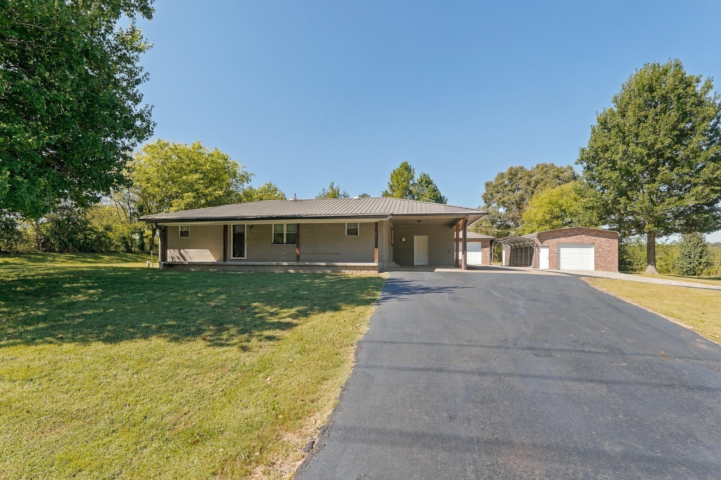 6059 Us 60 W Property Photo 1