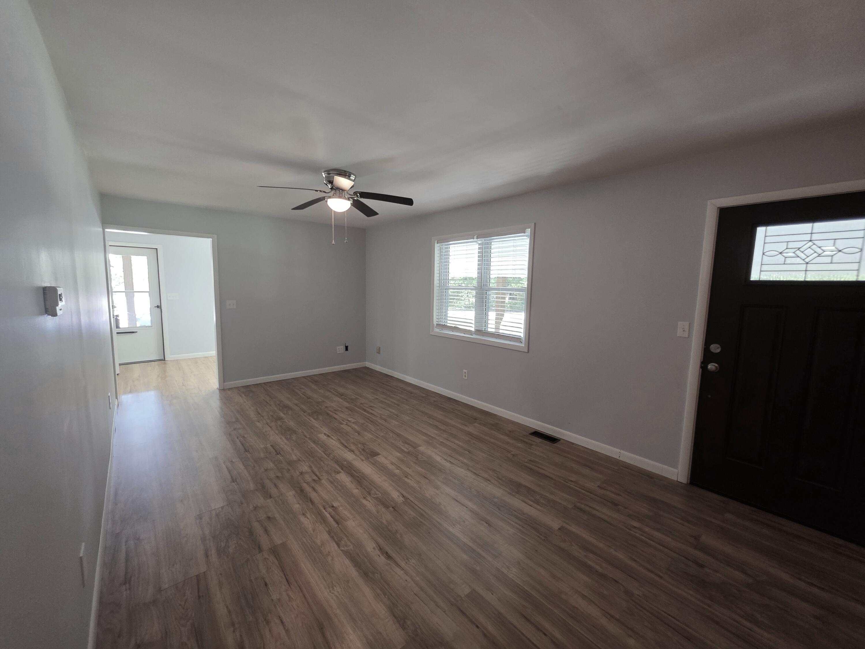 6059 Us 60 W Property Photo 8