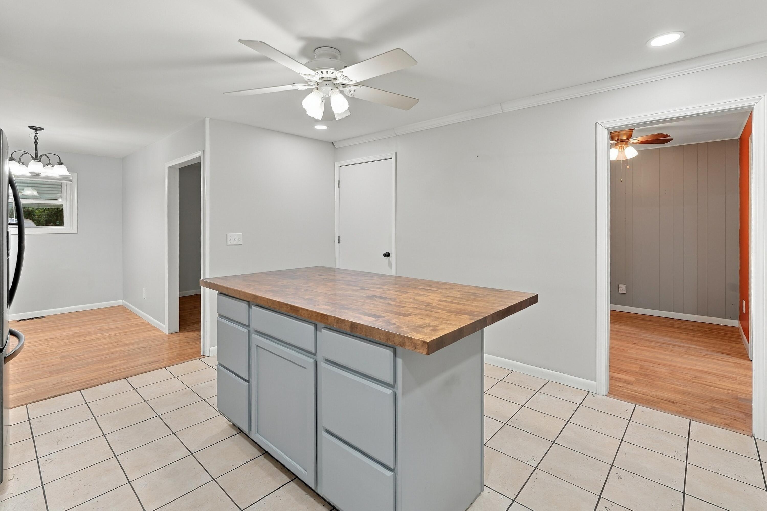6059 Us 60 W Property Photo 15