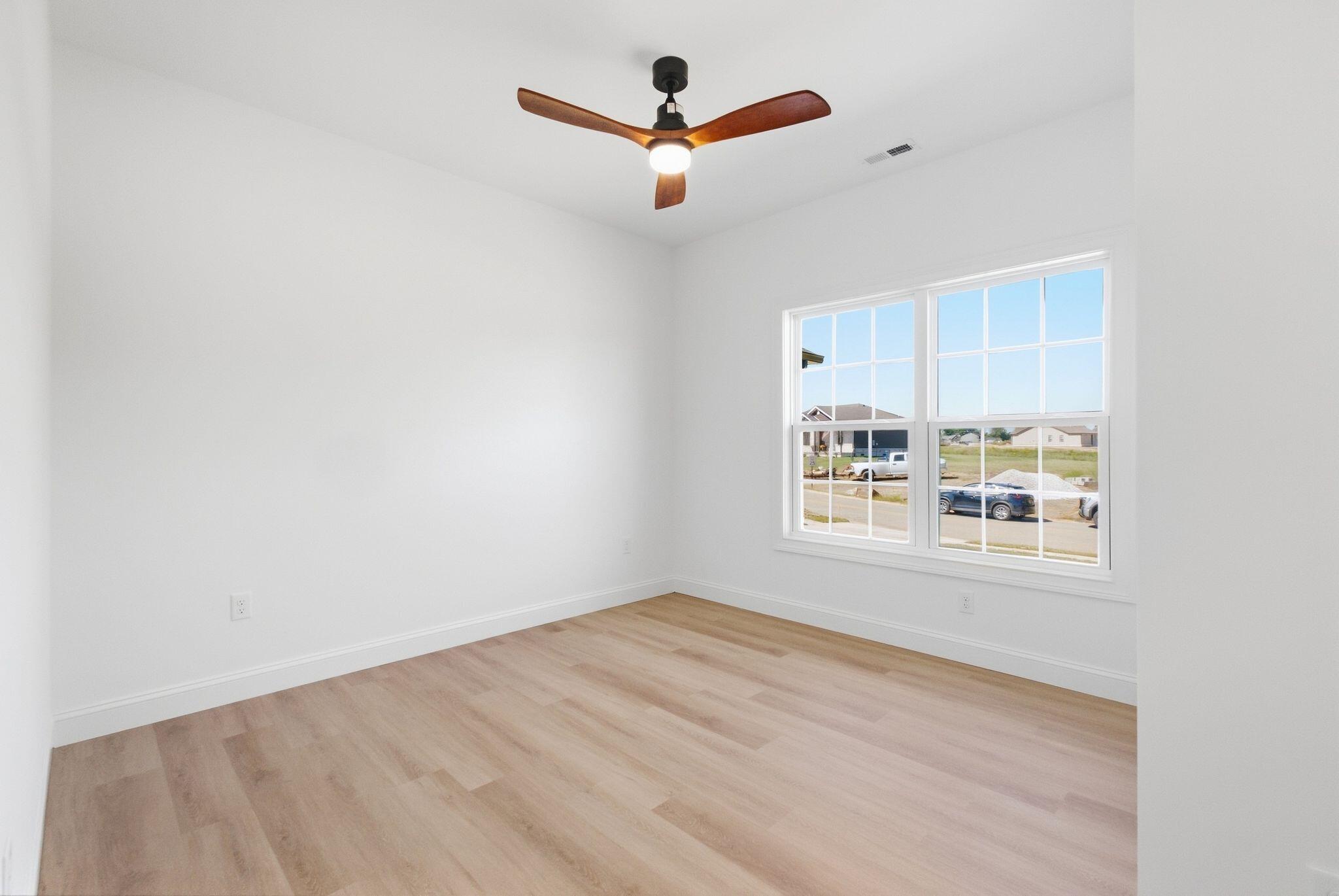 353 Mohegan Trail Property Photo 16