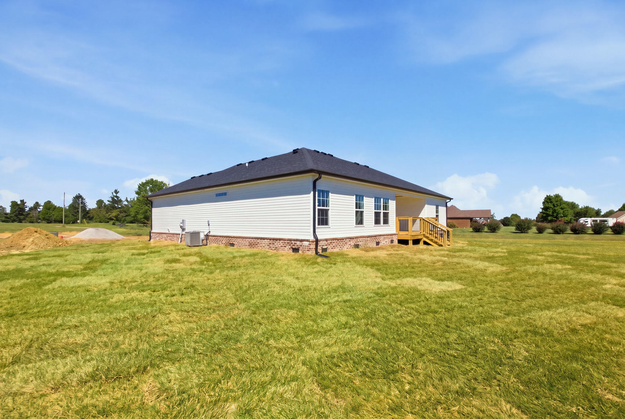 353 Mohegan Trail Property Photo 48