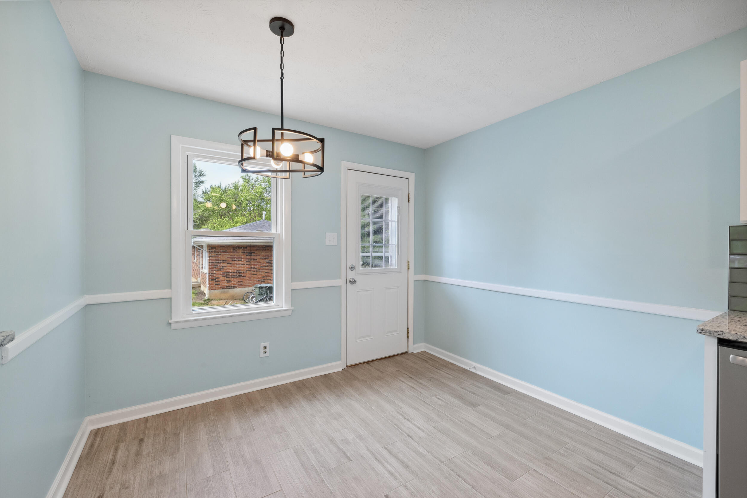 289 Mulberry Court Property Photo 10