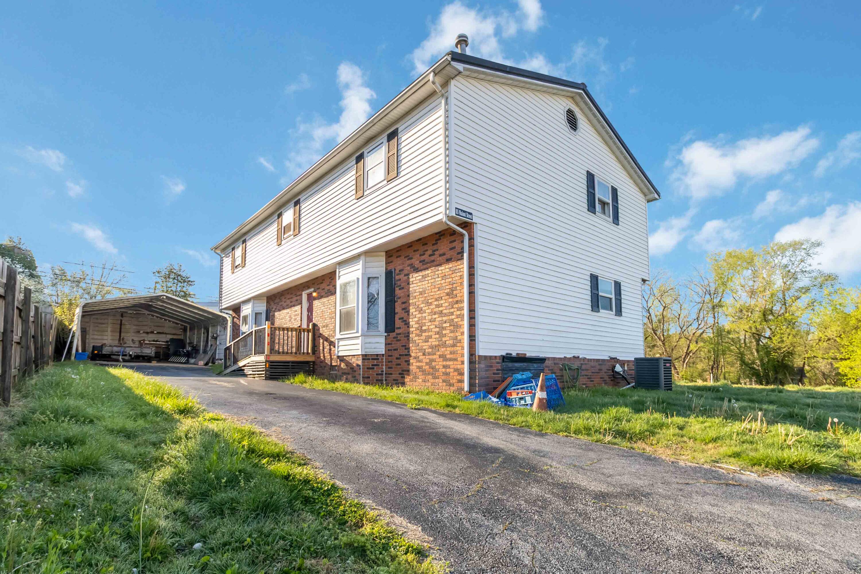 85 Walnut Street Property Photo 1