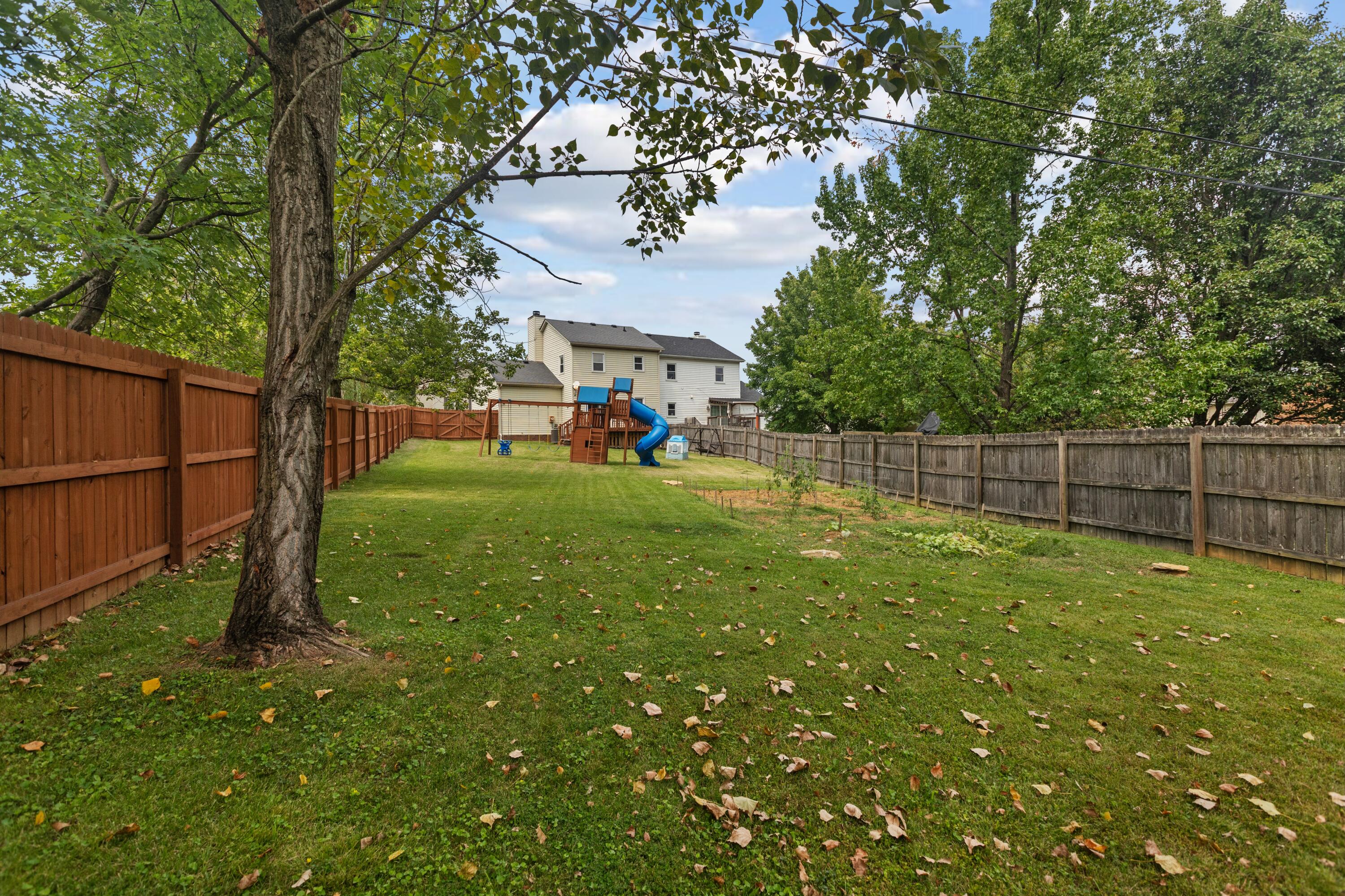 1416 Ridgecrest Drive Property Photo 3