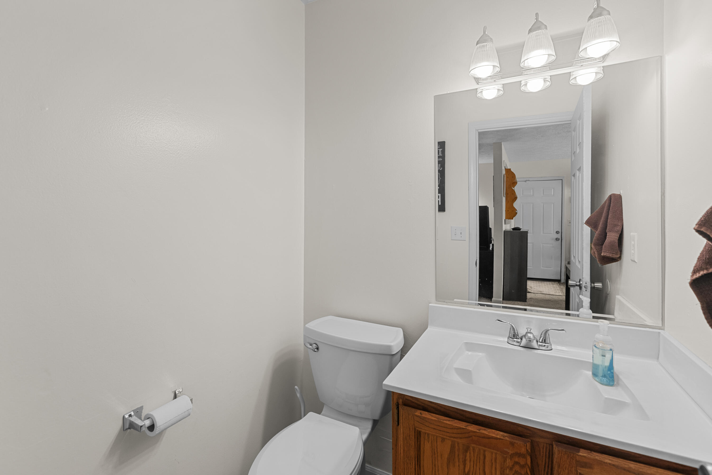 1416 Ridgecrest Drive Property Photo 10