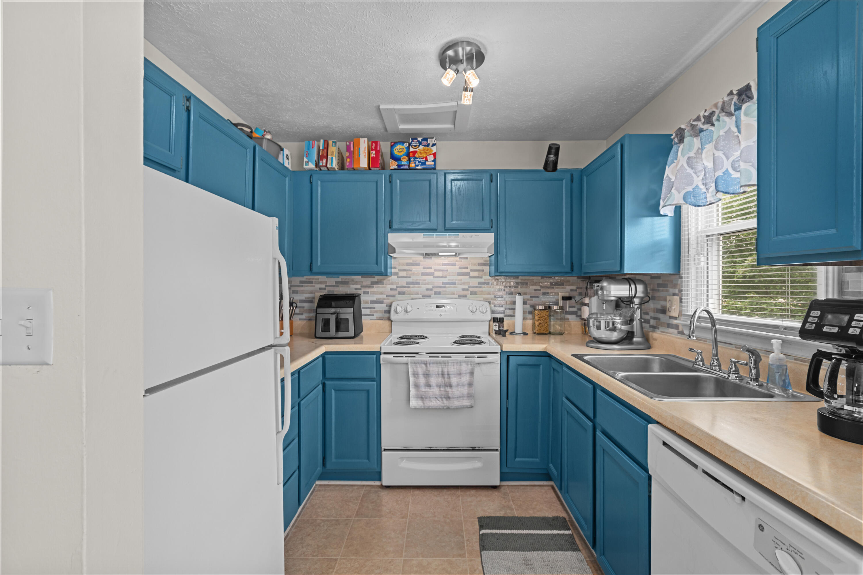 1416 Ridgecrest Drive Property Photo 11