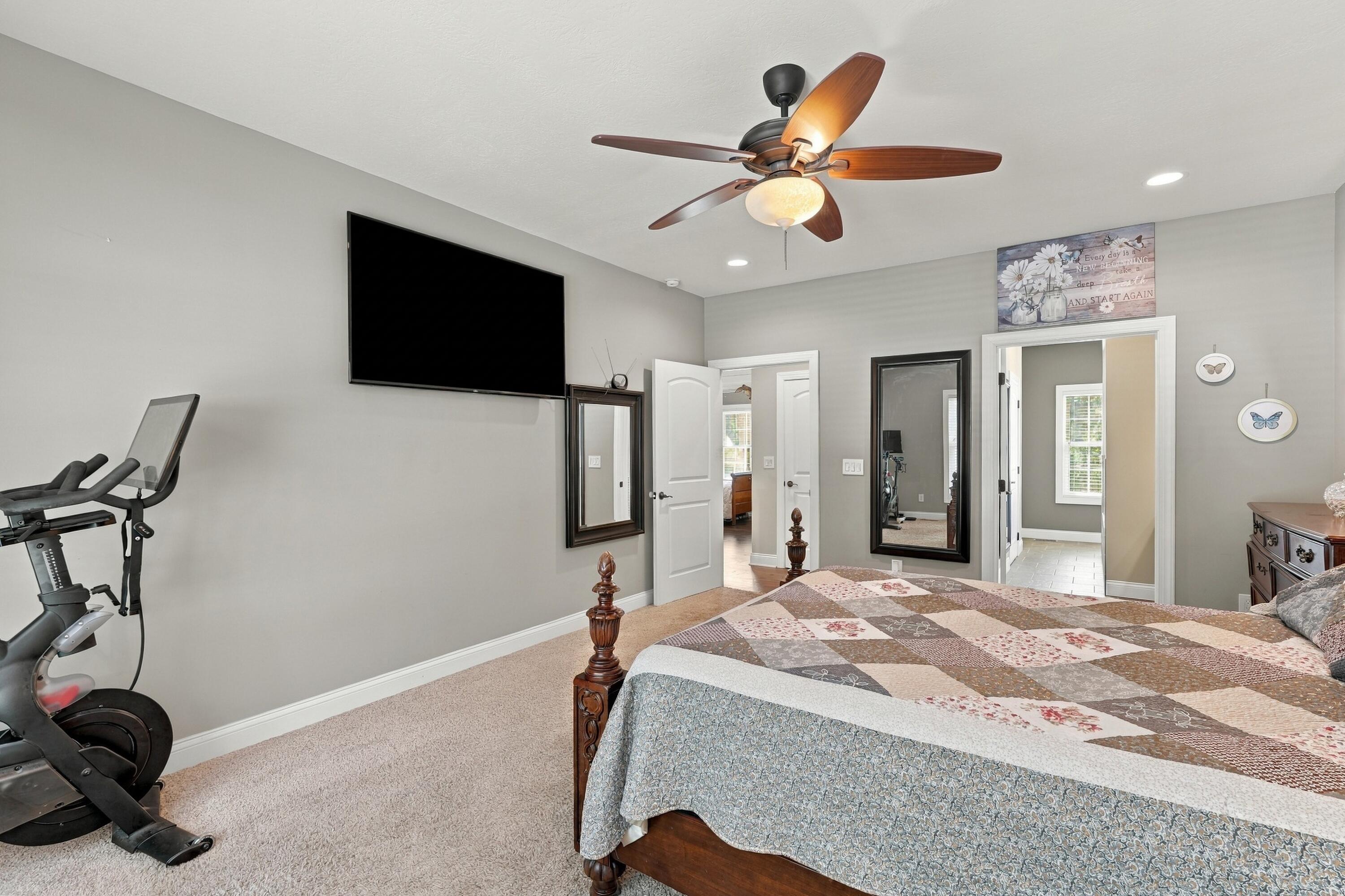 354 Woodridge Drive Property Photo 22
