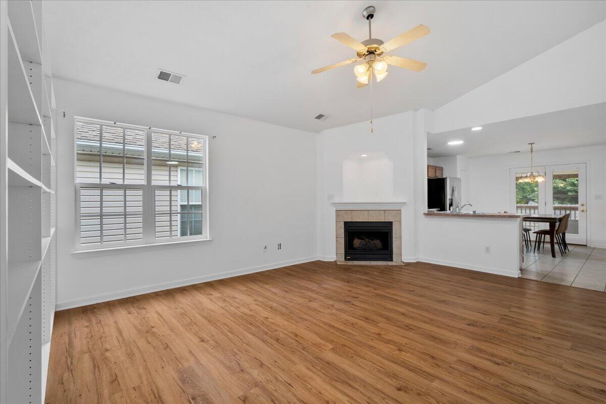 2769 Michelle Park Property Photo 10
