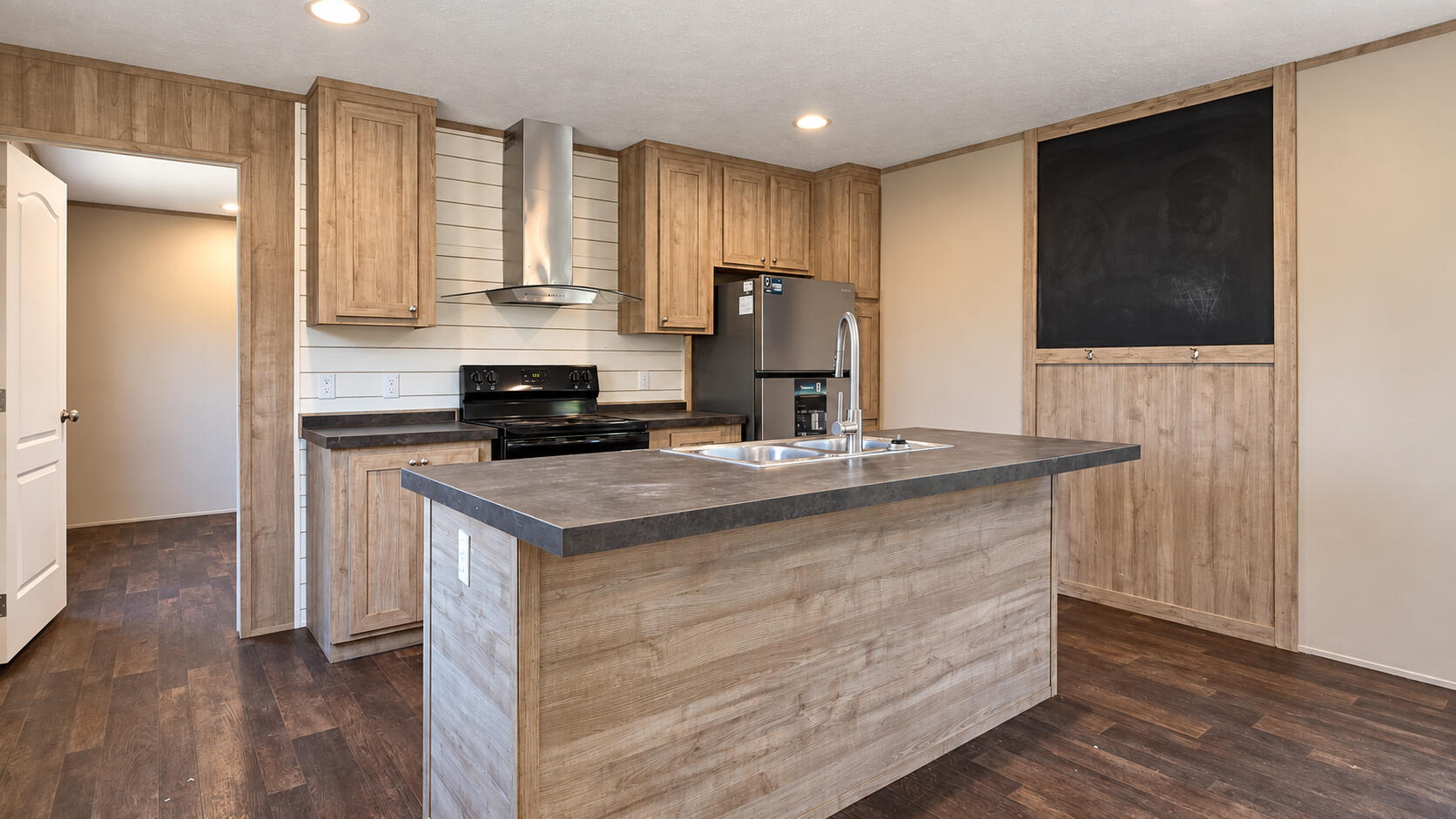 660 Legrande Lane Property Photo 4