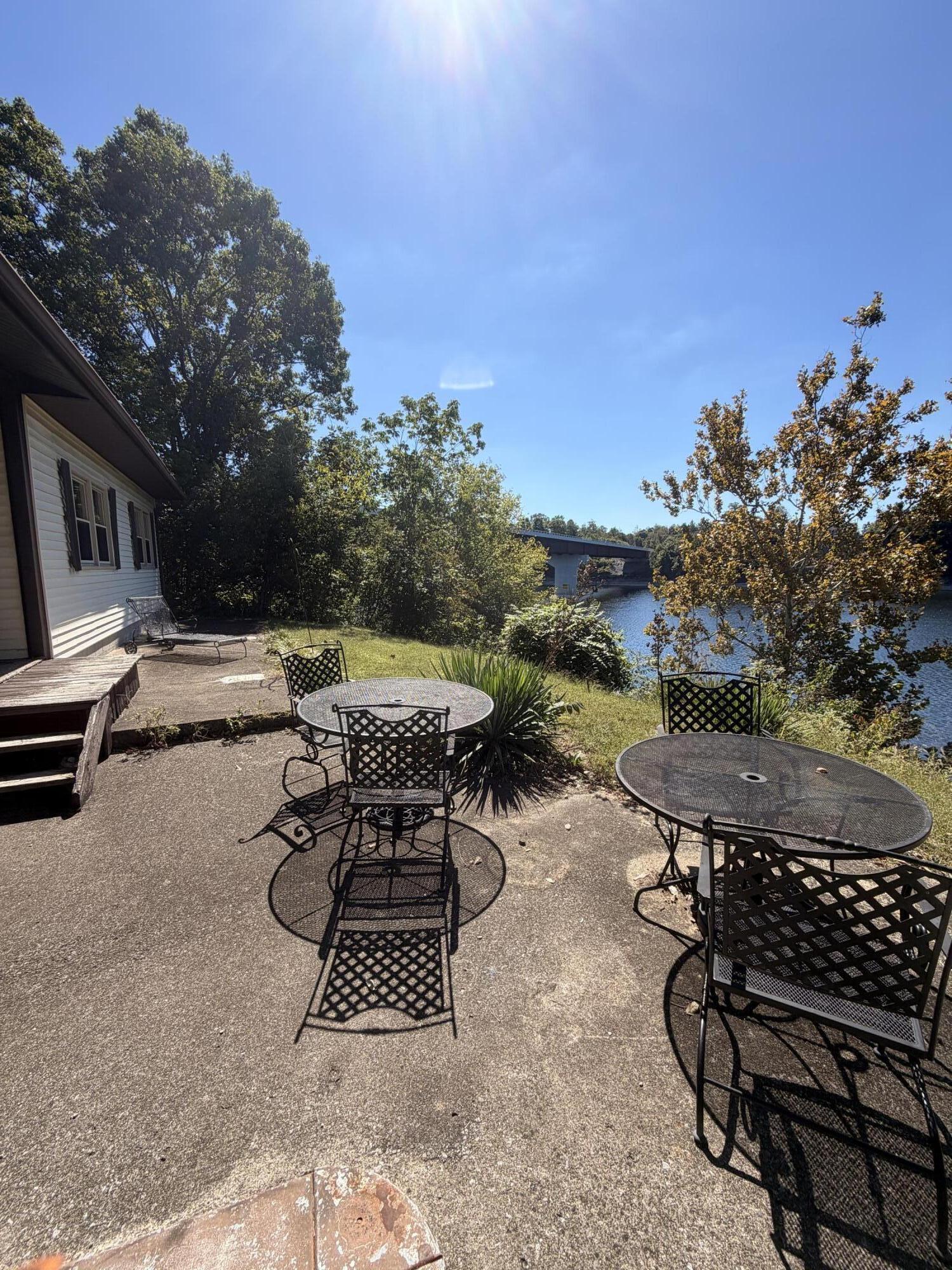 4858 Kennedy Bridge Road Property Photo 2