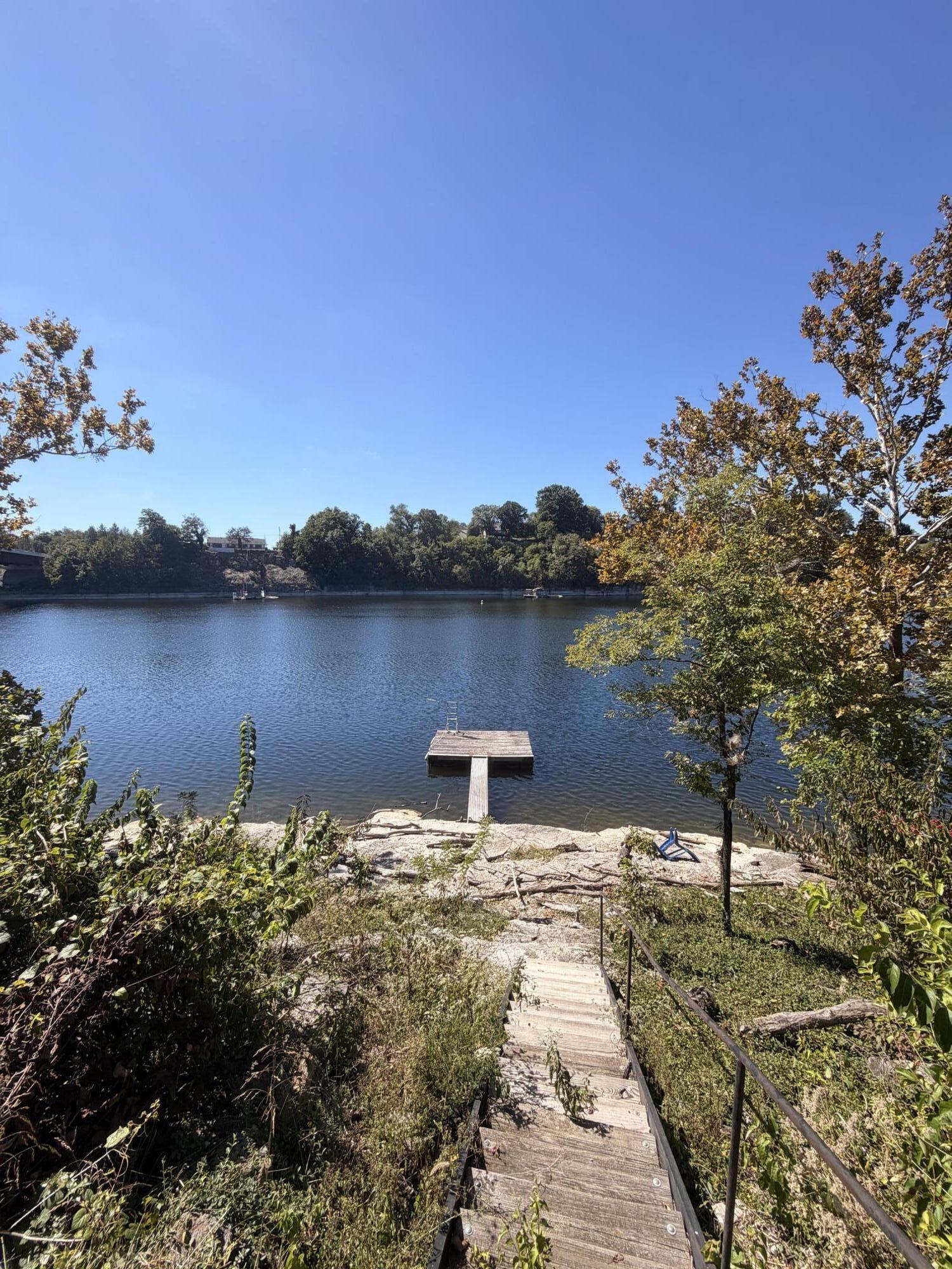 4858 Kennedy Bridge Road Property Photo 4